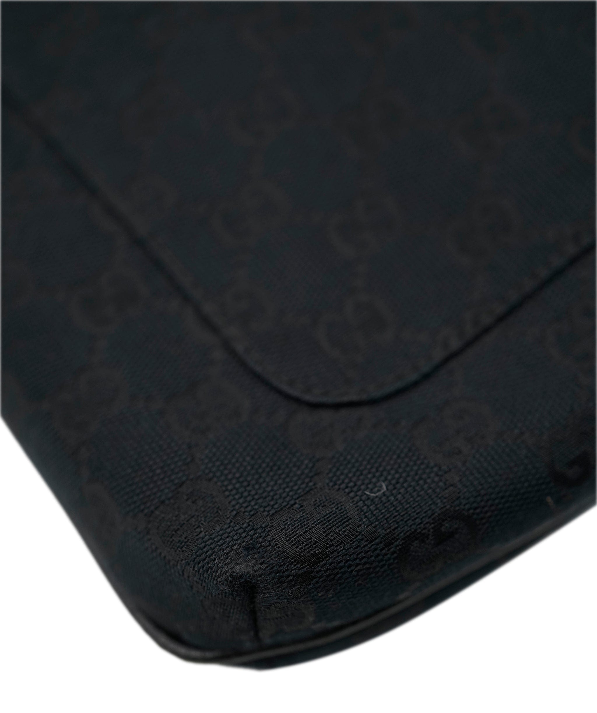 Gucci Gucci Black Crossbody Messager Bag ALC1768