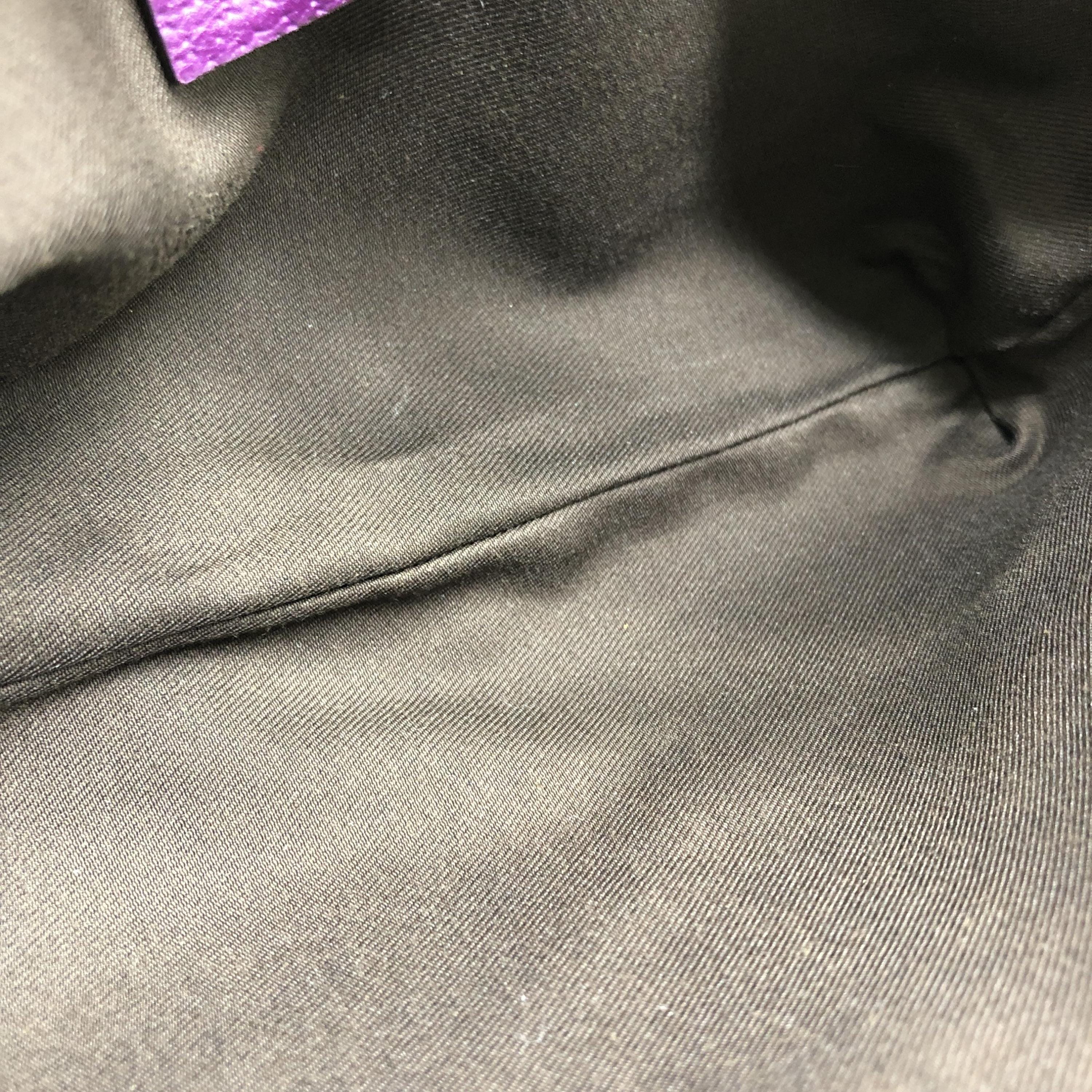 Gucci Gucci GG Canvsa Beige Handbag With Purple Accents ALC3192