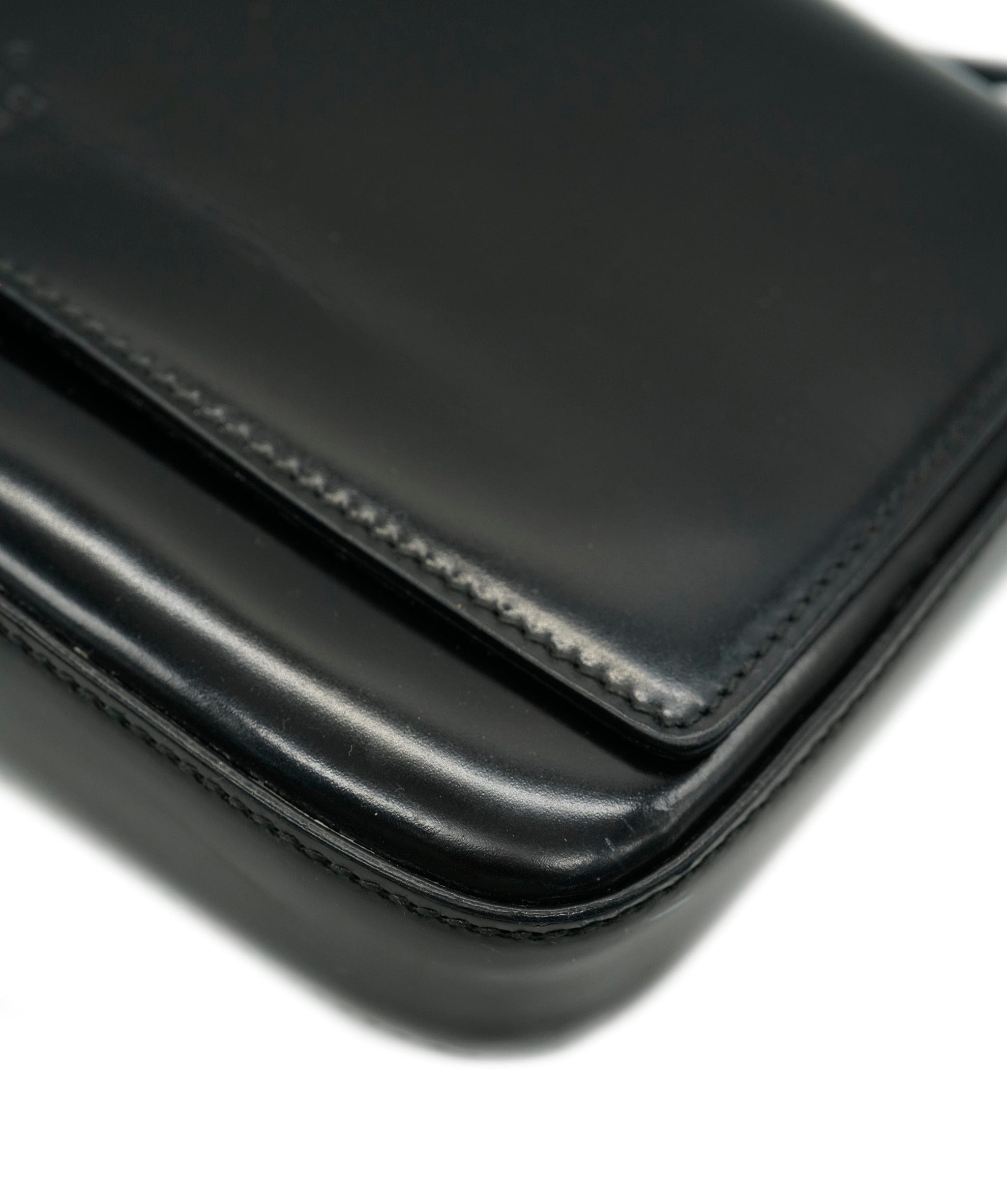 Gucci Gucci Vintage Calf Skin Black Shoulder bag ALC2623