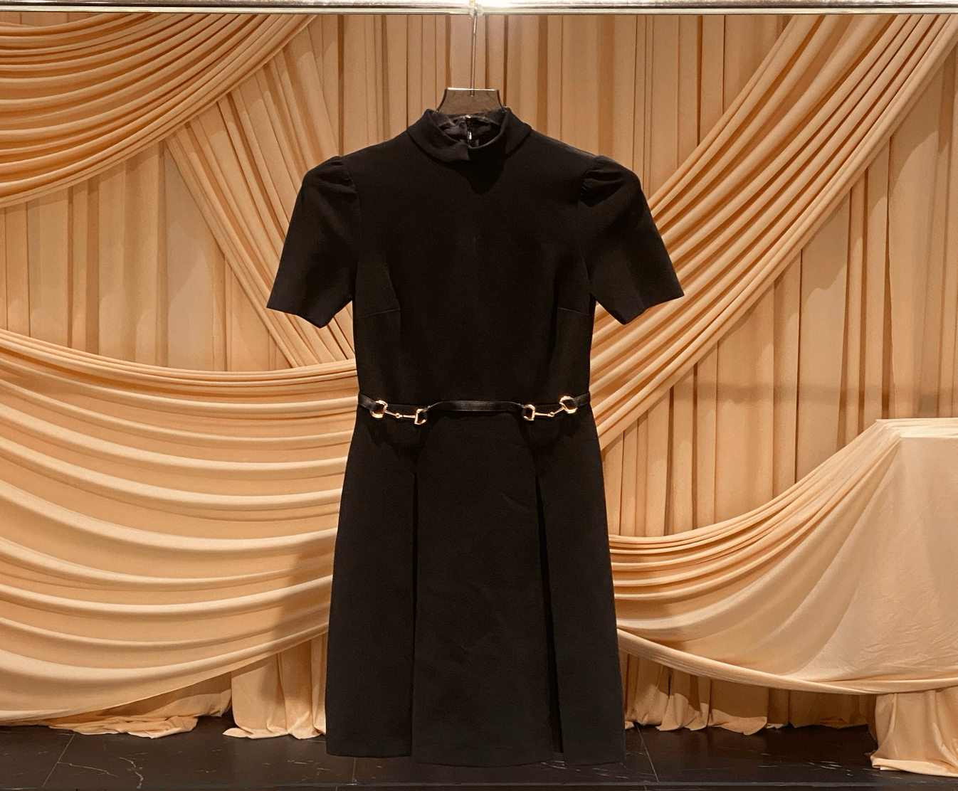 Gucci Gucci black horsebit belted dress / XS size / 99% new, no label / 33941 SGC33941
