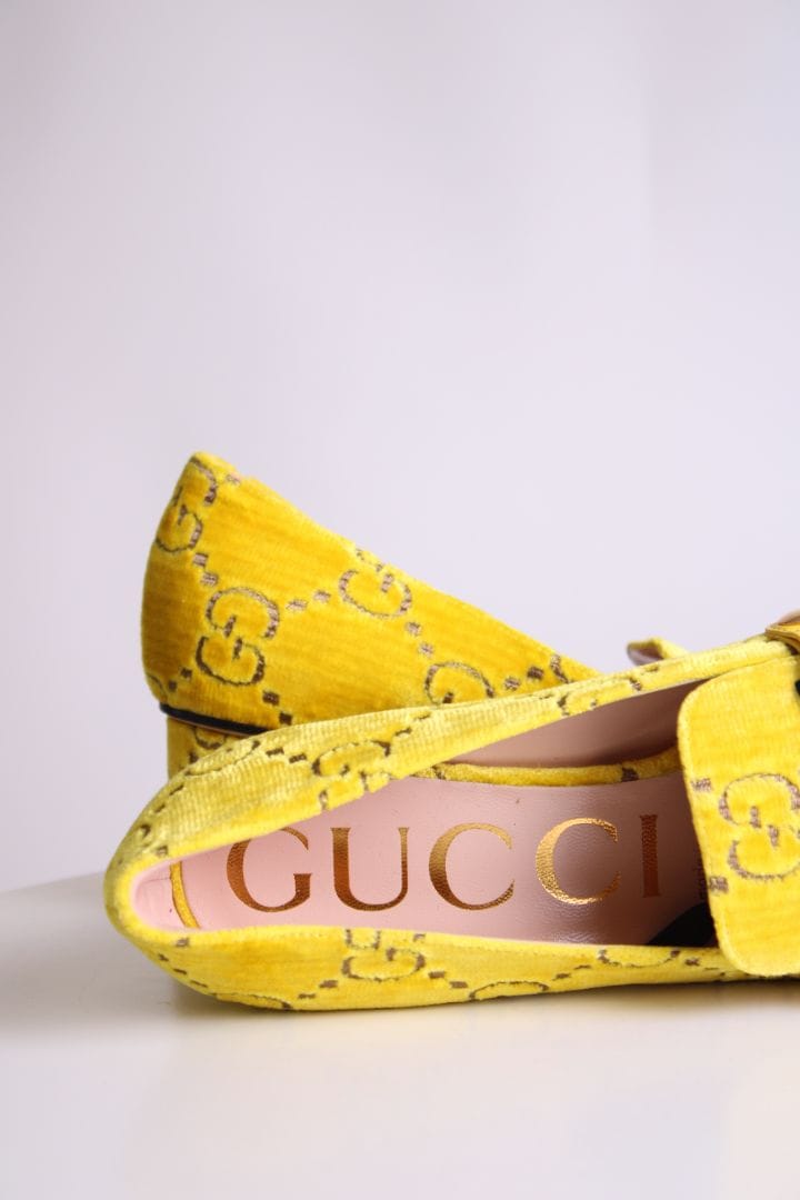 Gucci Gucci Sylvie GG Velvet Loafer Yellow 37