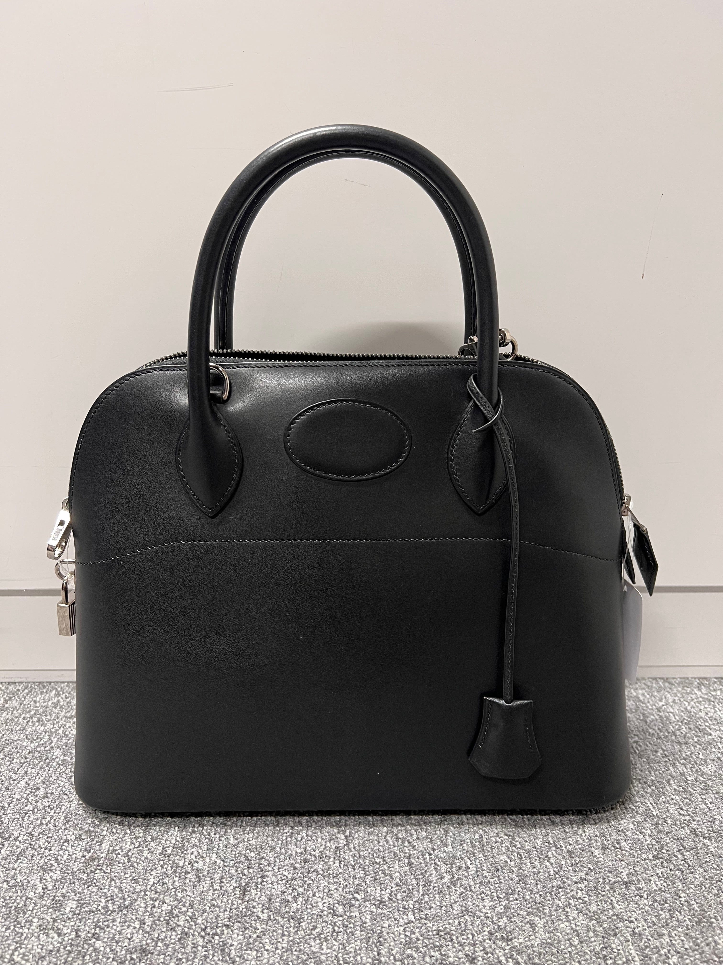 HERMES HERMES Box Calf Black SV Bolide 31 B0908Z5CSU