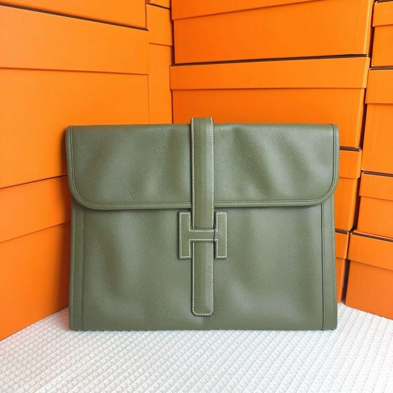 HERMES *Hermes Jige Clutch Vert Olive Epsom TGM 34*27cm SYC2158