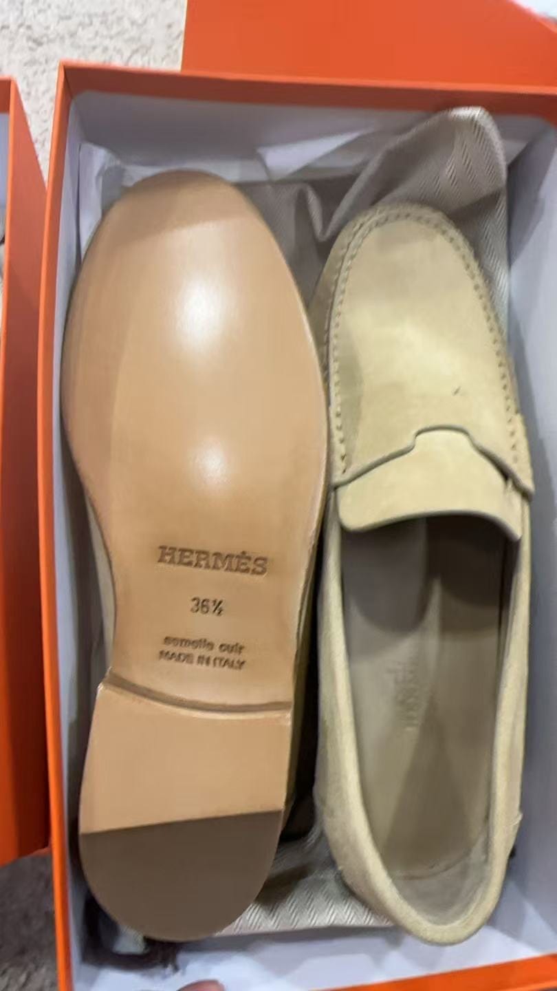 Hermes Hermes Paris Flat Beige 36.5 ALC3799