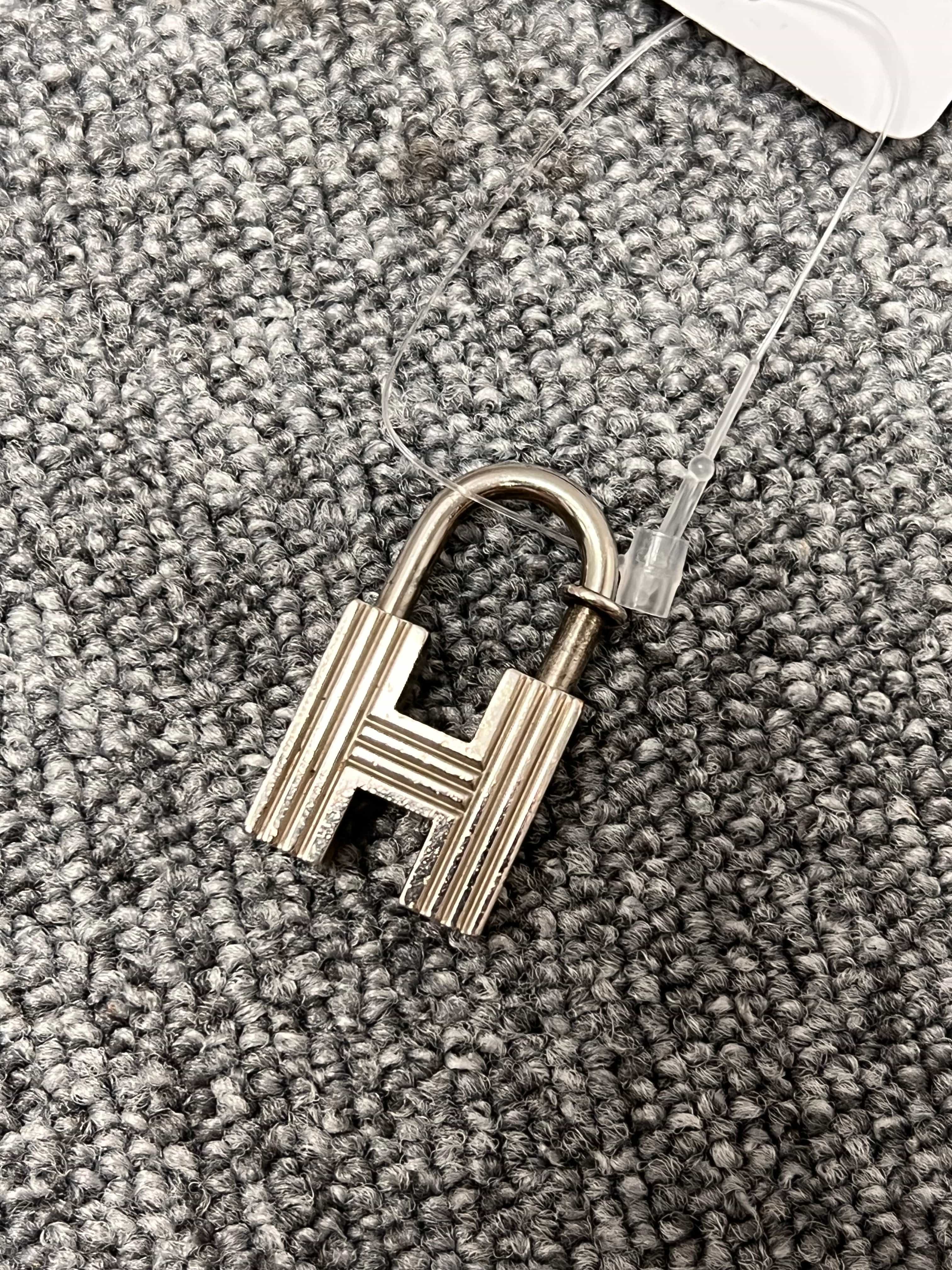 HERMES HERMES SV 2000 Limited H Cadena B0715HK2XV