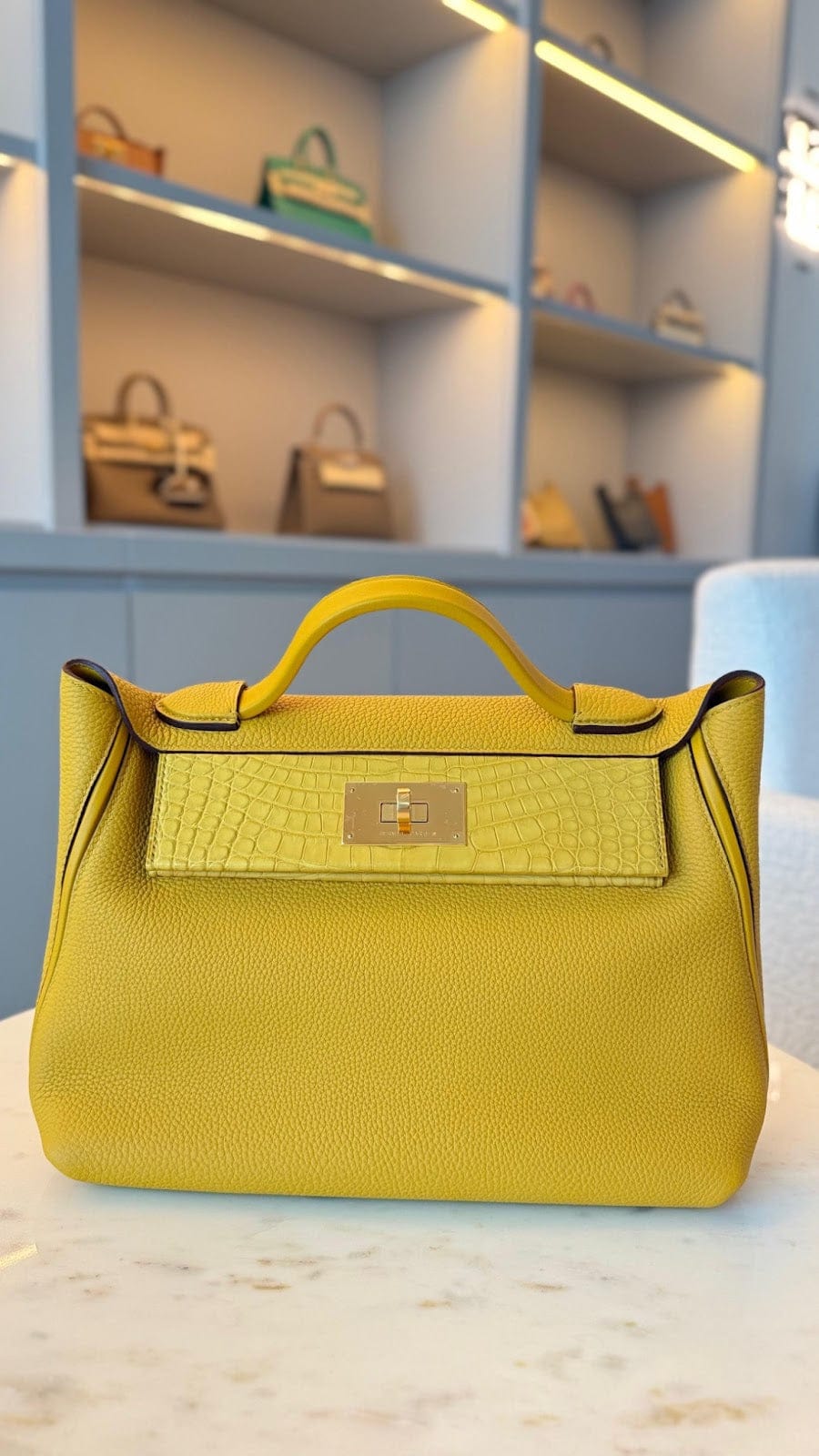 Hermès 24/24 29 Jaune Amber Togo and Alligator with Gold Hardware AGC3239