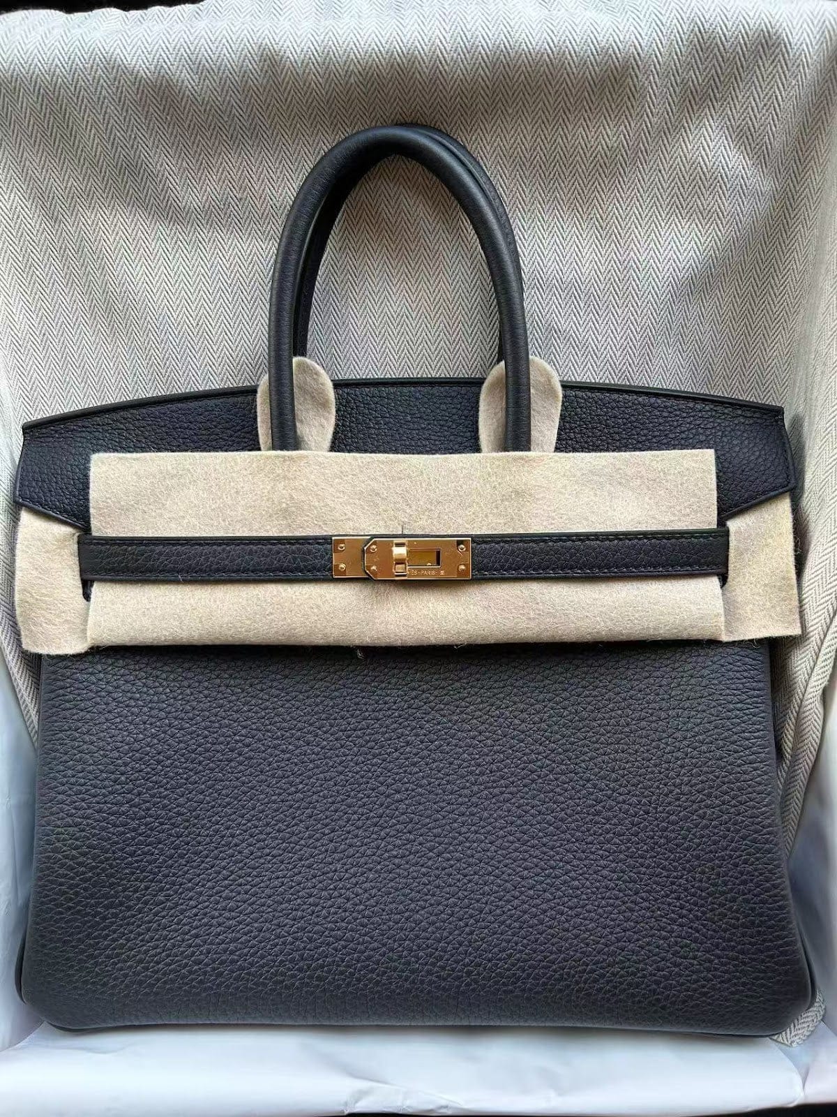 Hermès Hermes Birkin 25(1) Black GHW K Togo ALTC0164