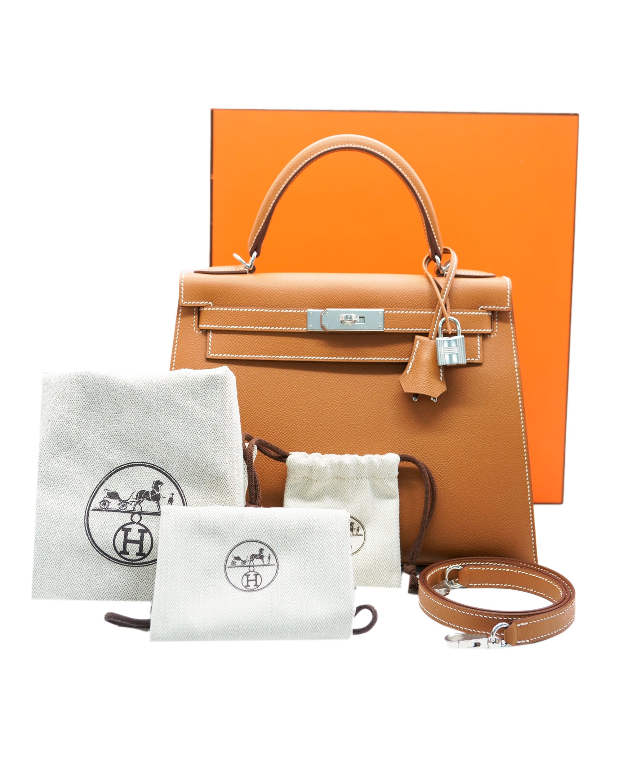 Hermès Hermès Kelly 28 Gold Epsom With Palladium Hardware ALC2399