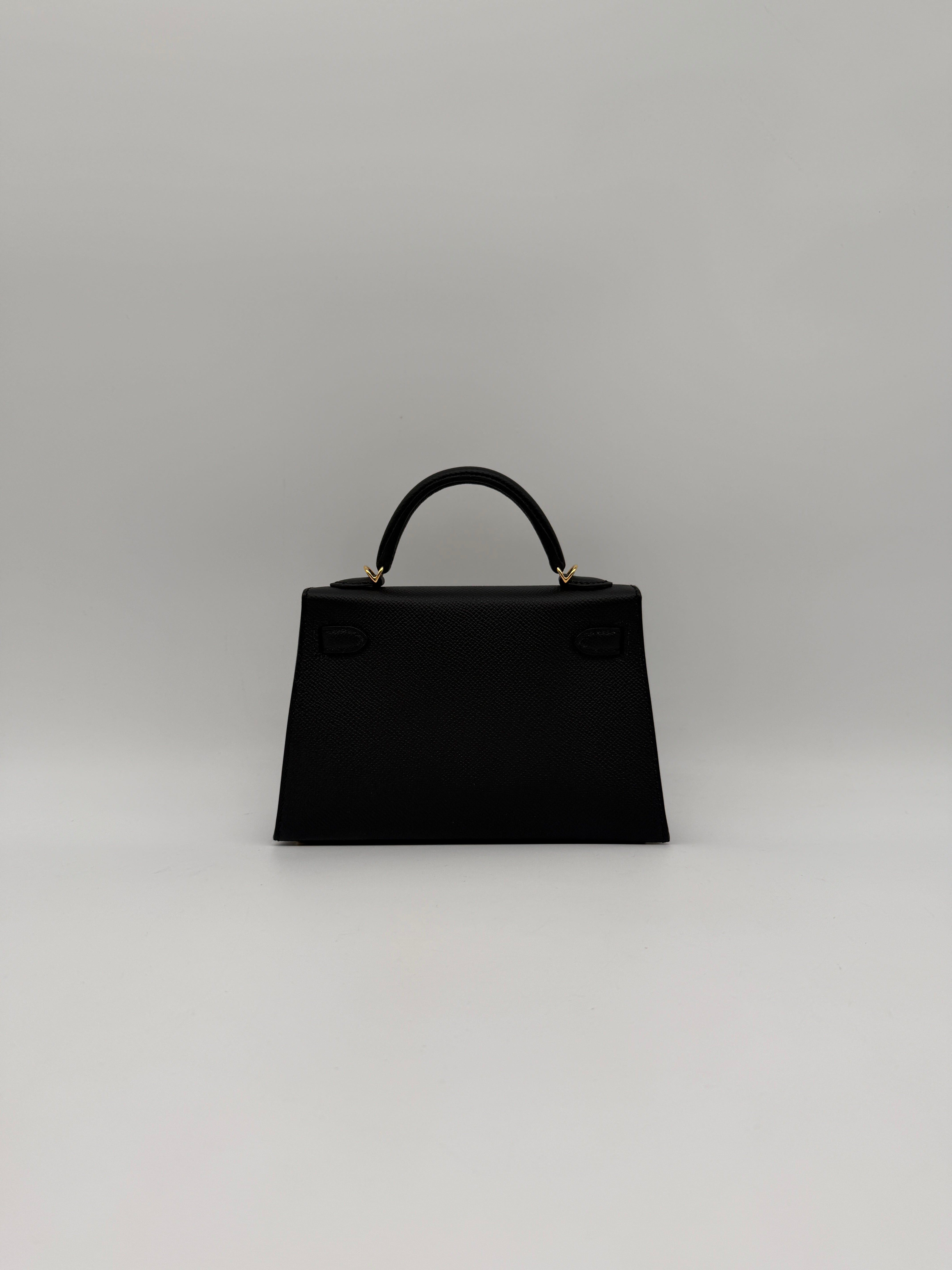 Hermès Hermès Mini Kelly Black Epsom Gold Hardware
