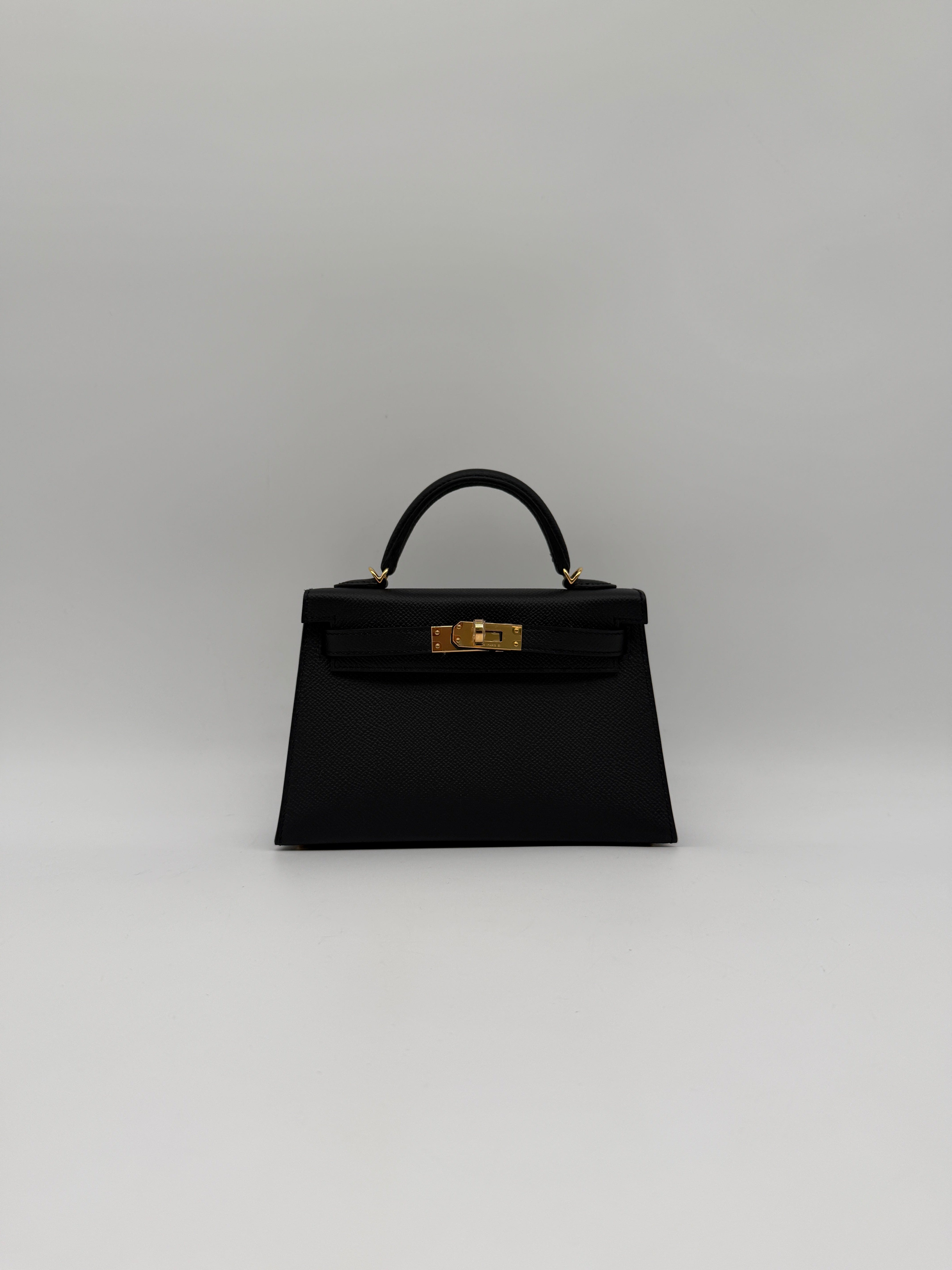 Hermès Hermès Mini Kelly Black Epsom Gold Hardware