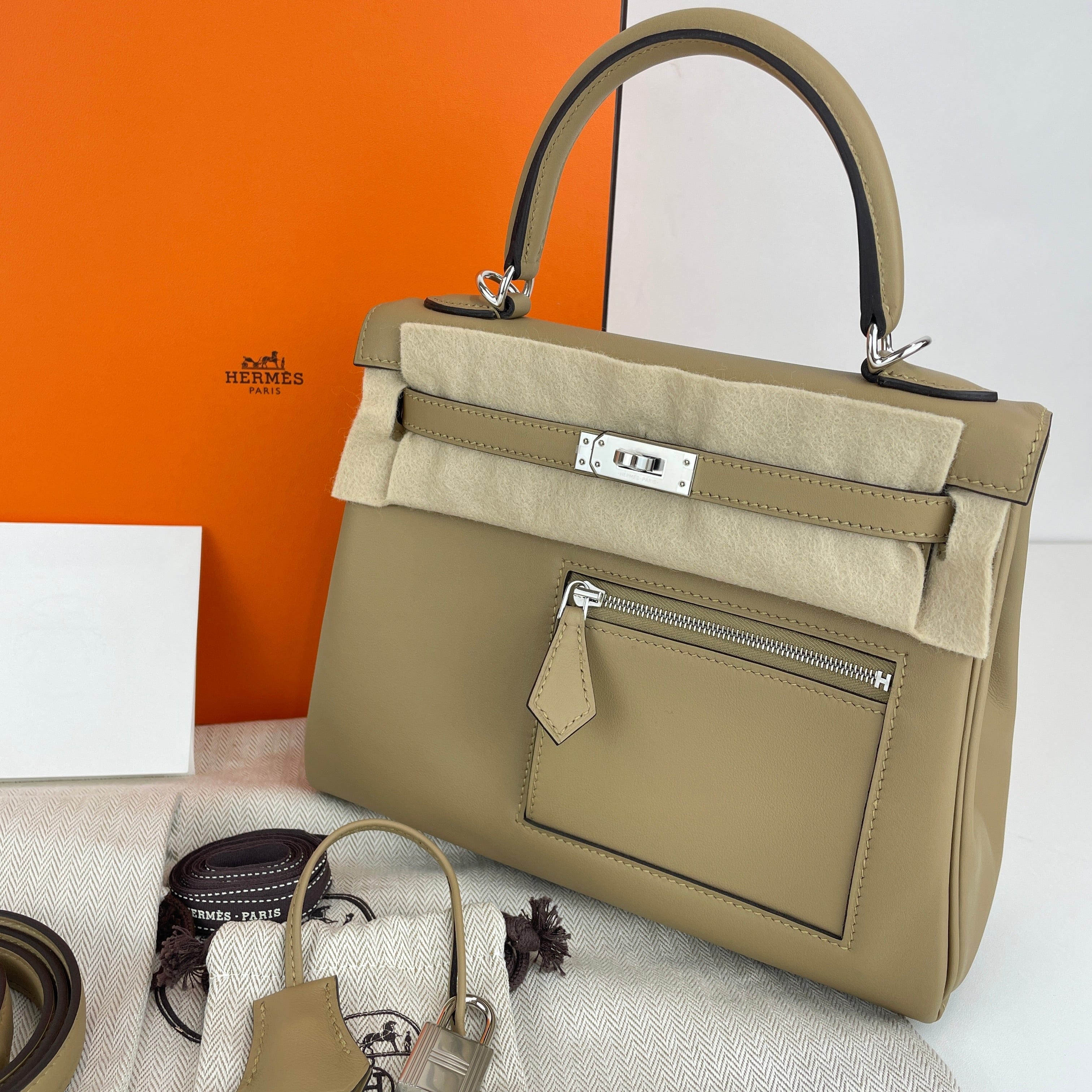 Hermès Kelly25 Colormatic Poussiere Swift PH B-334192