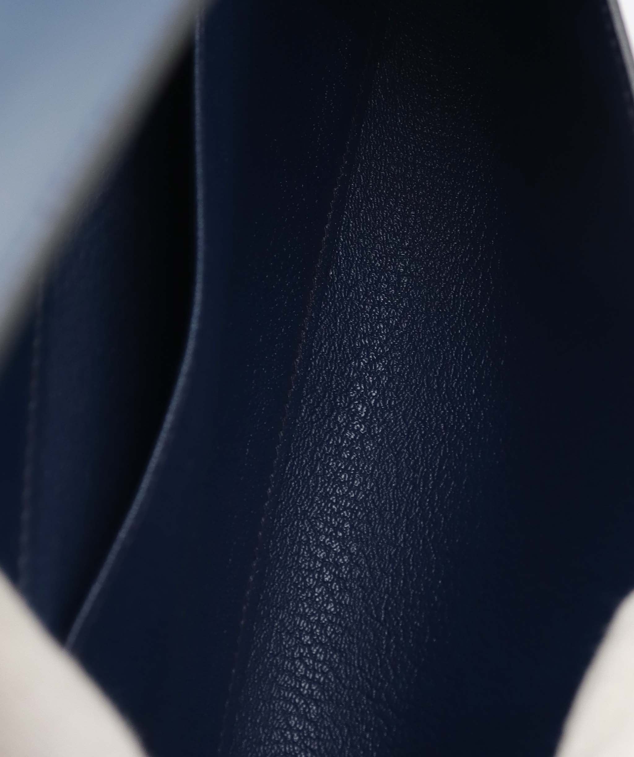 Hermès Medor Clutch Blue Du Prusse Swift PHW DXBS6182