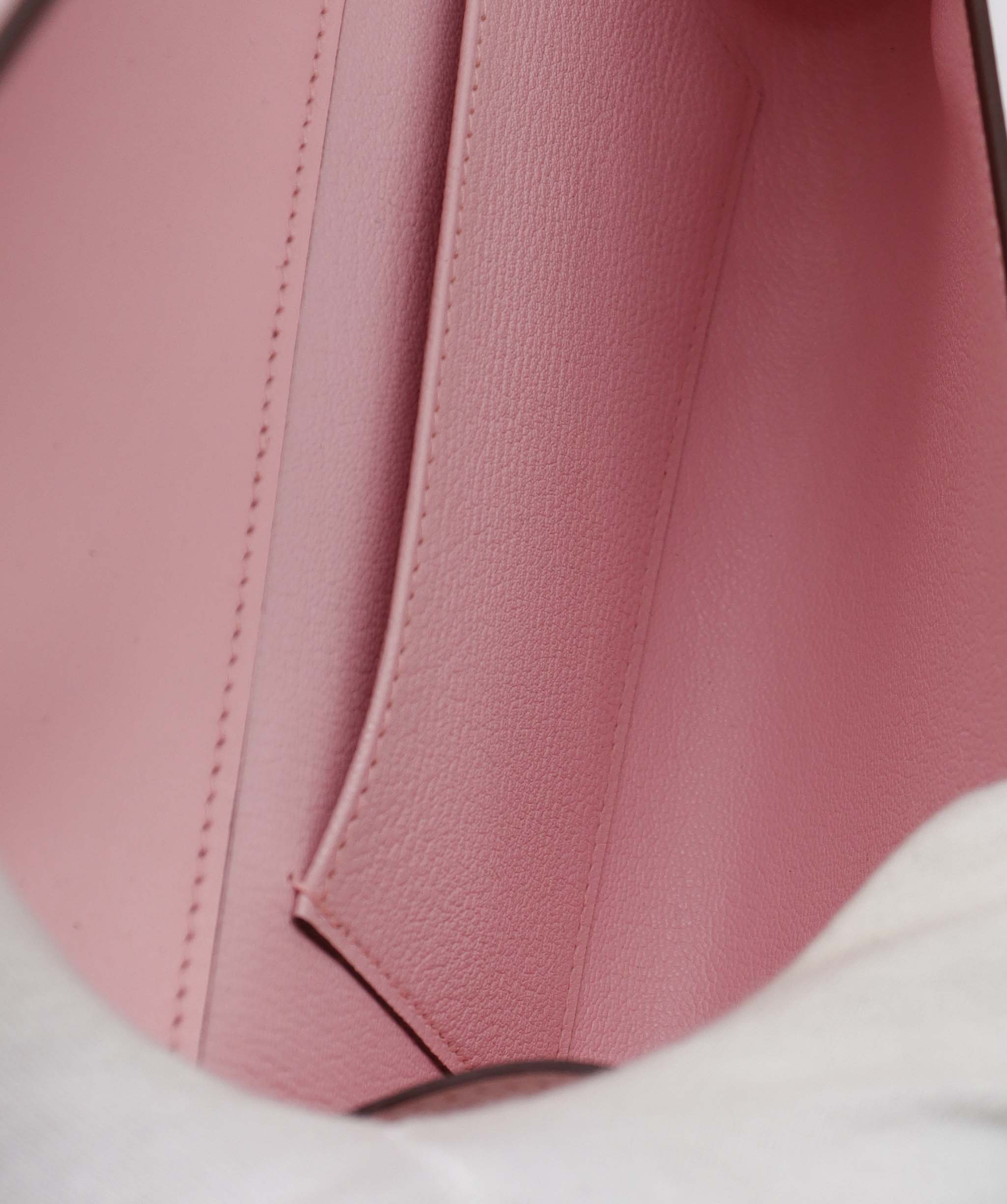 Hermès Medor Clutch Rose Sakura Swift PHW DXBS6181