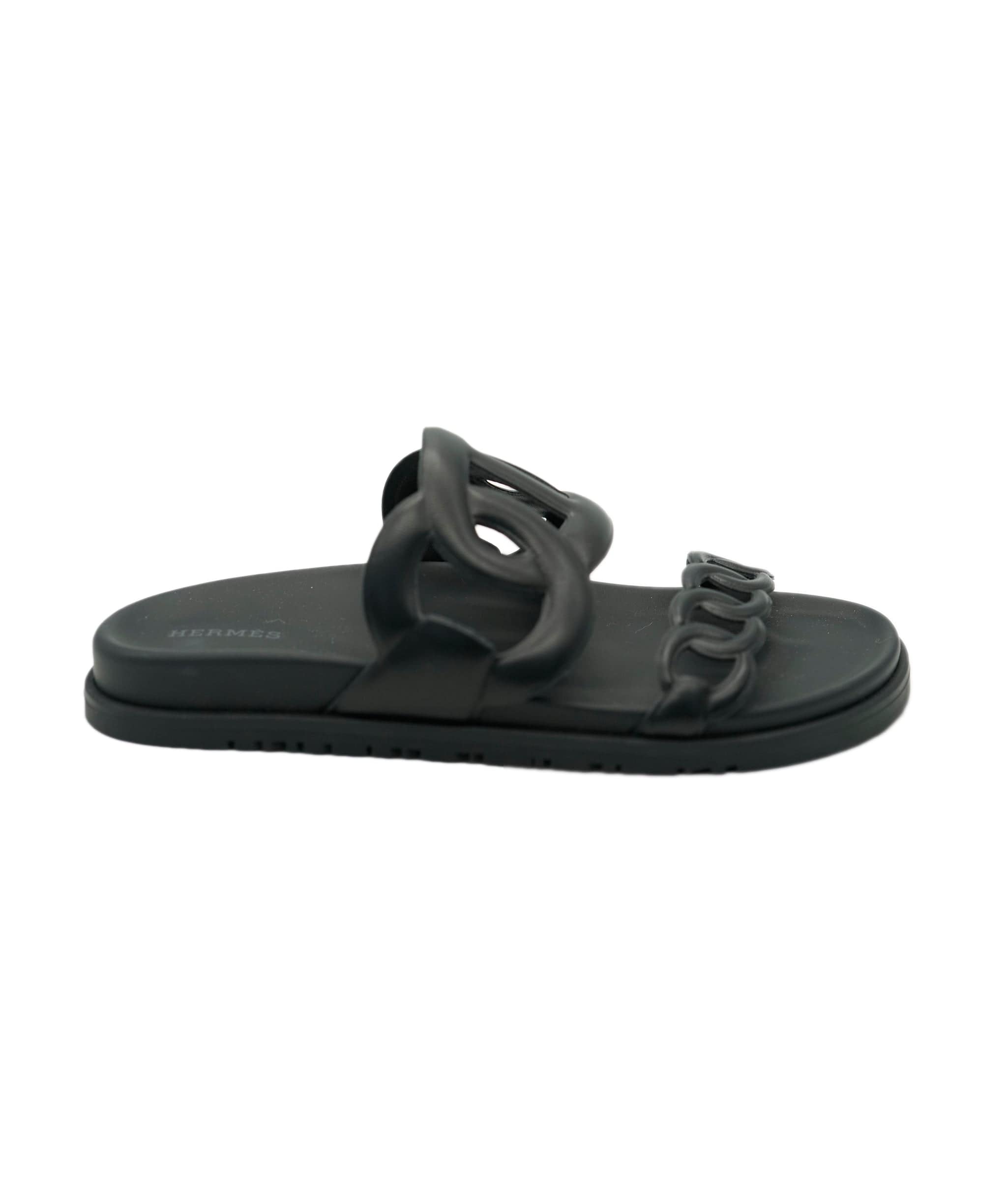 Hermès Hermes Empire Black Sandals ALC1761