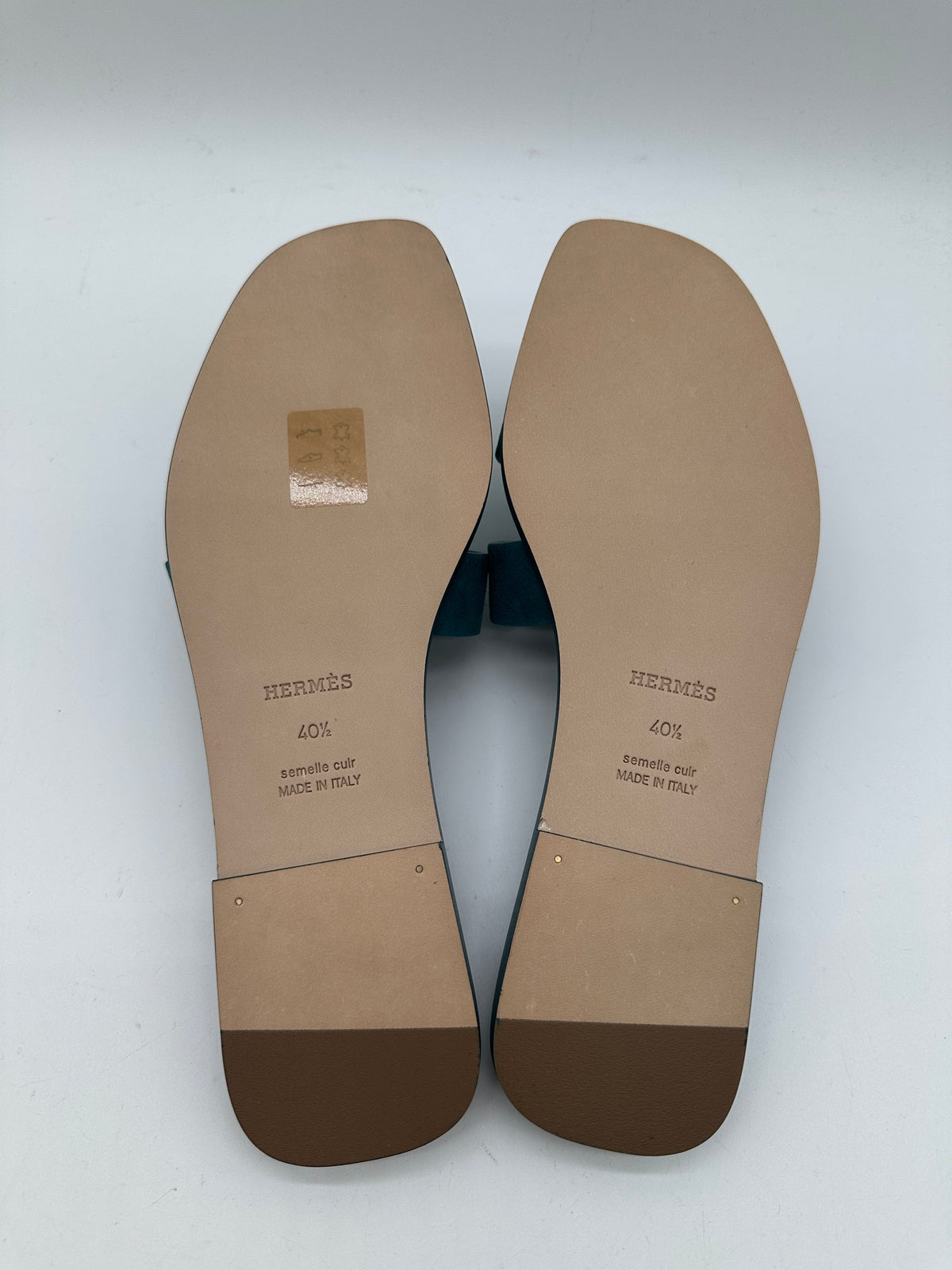 Hermès Hermès Oran sandal vert 405 PCA988