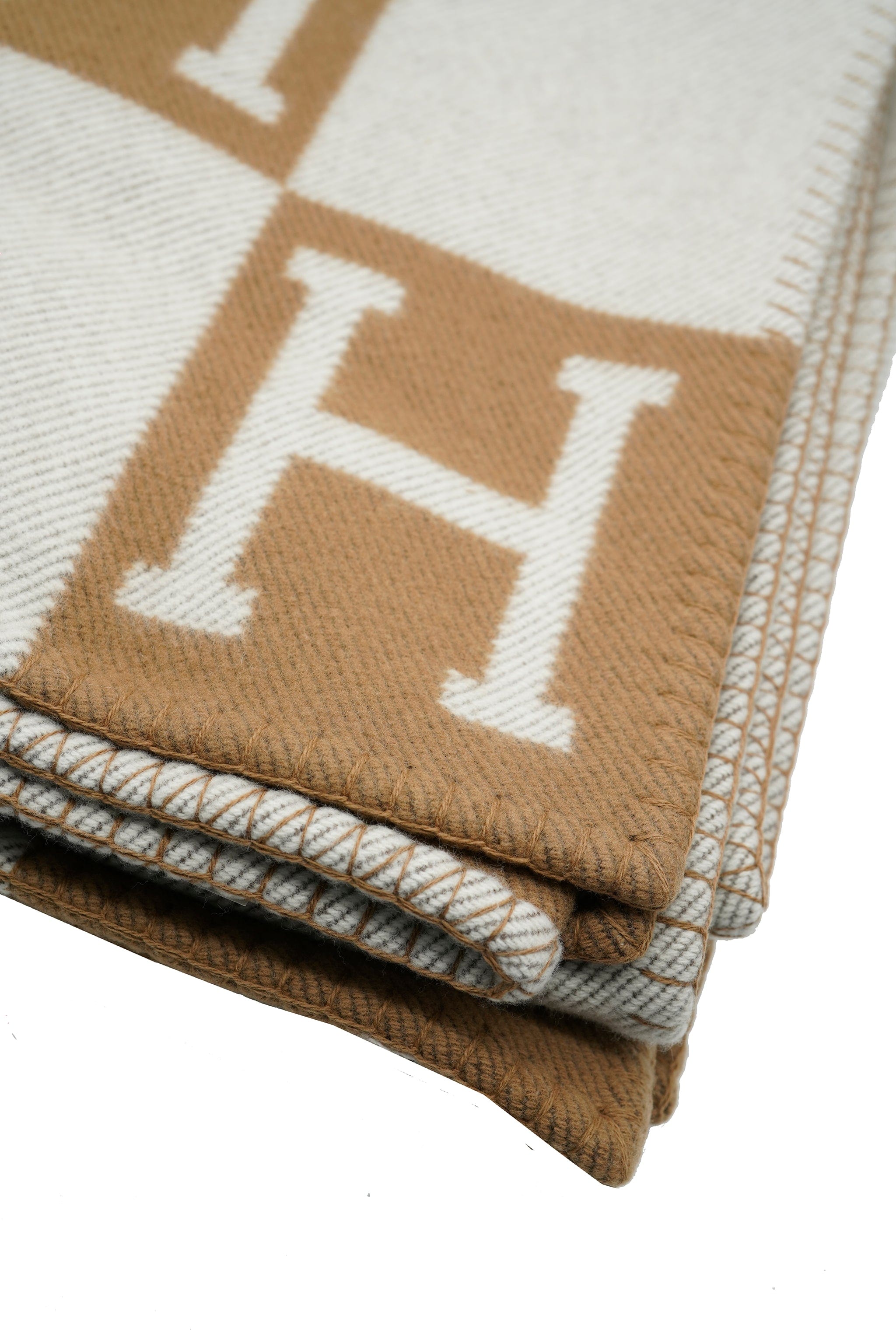 Hermès Hermes Avalon Blanket in Camel DBXS4237