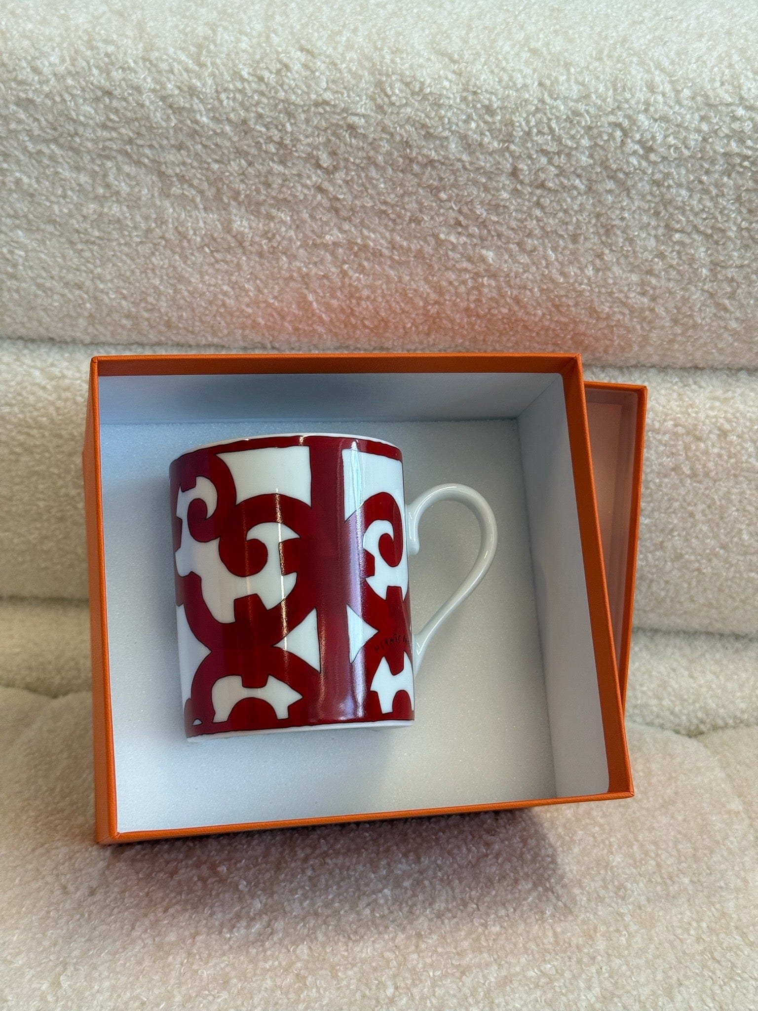 Hermès Hermès Mug Rouge and White