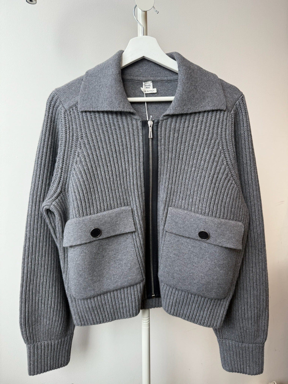 Hermès Size 38 - Hermès Veste Maille Softer W Blanc Nature Knit Zip-Up Jacket - Grey