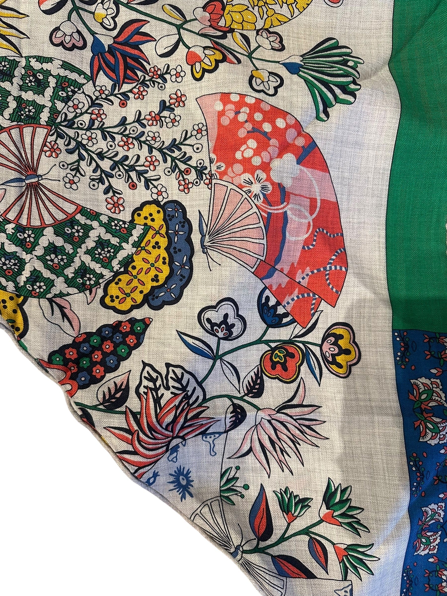 Hermes Hermes 140cm Cashmere/Silk Large Triangle Scarf - In Box