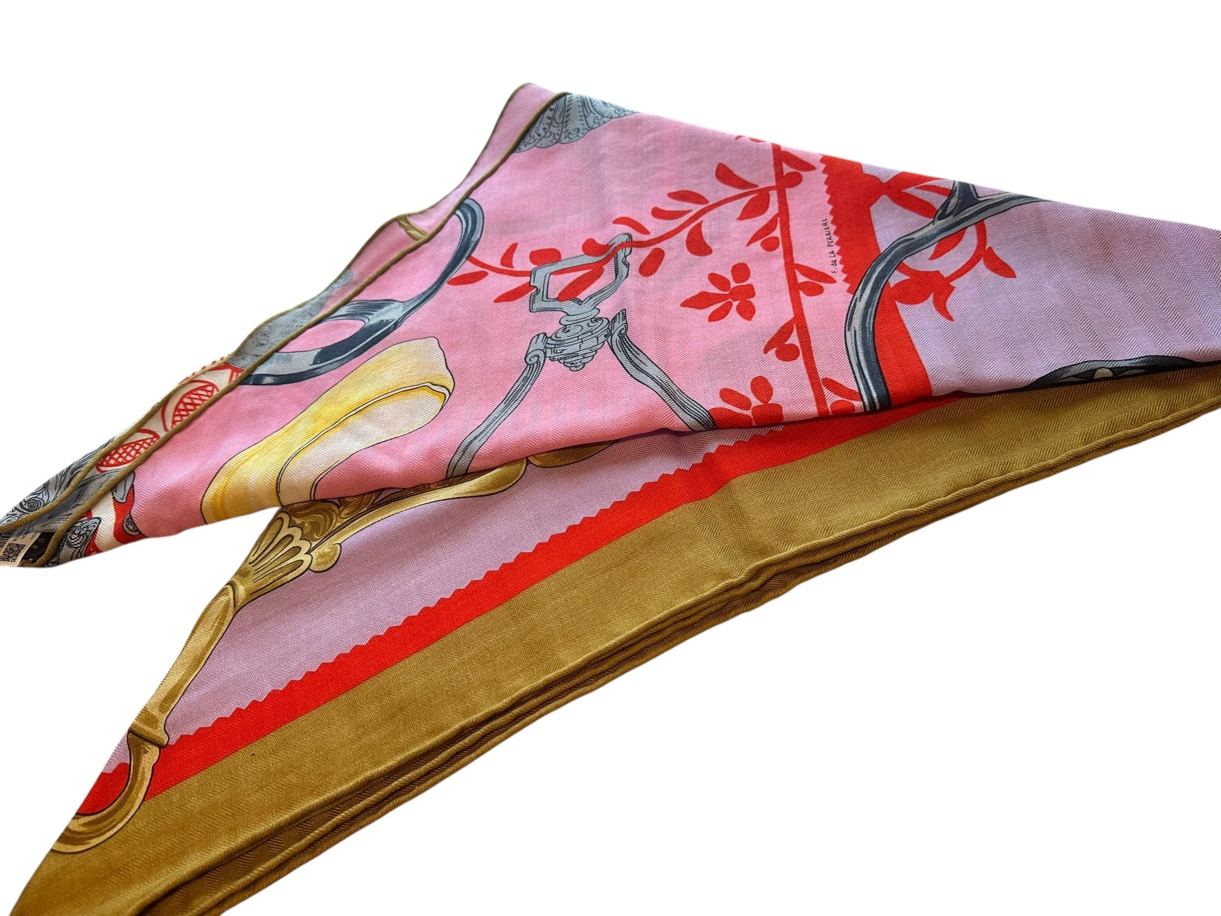 Hermes Hermes 140cm Cashmere/Silk Large Triangle Scarf - in Box