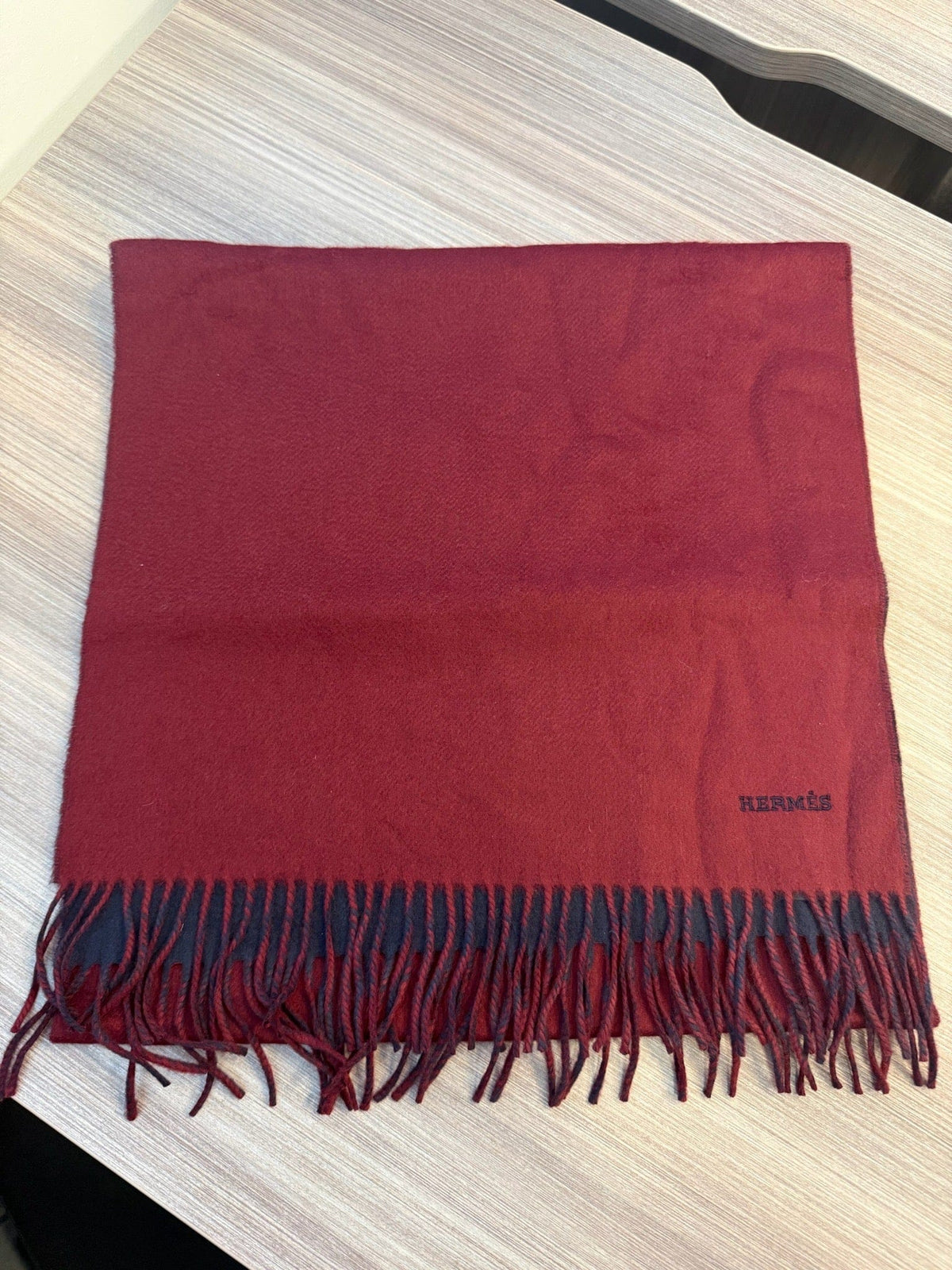 Hermès Hermès Cashmere Scarf - Burgundy & Navy