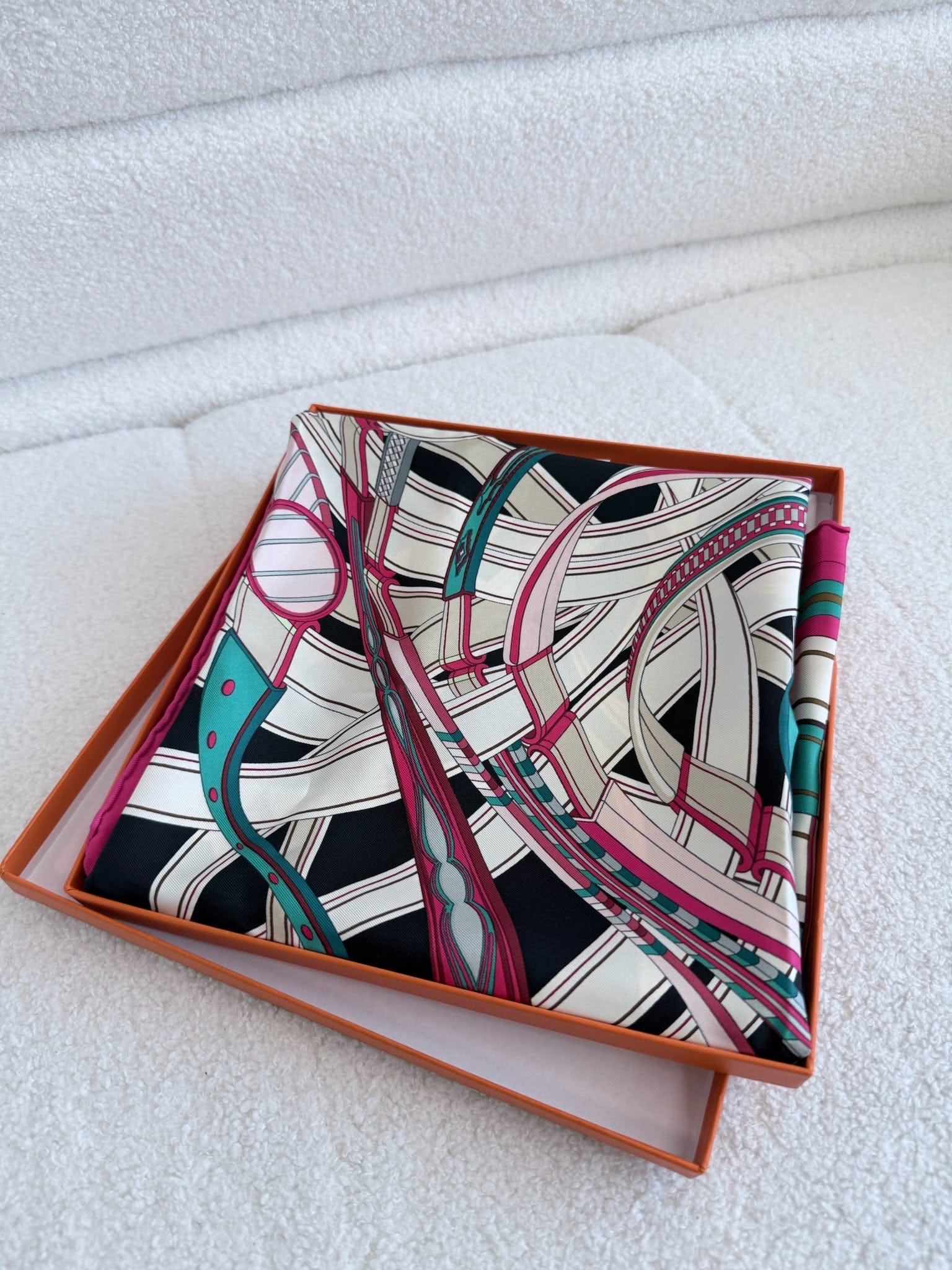 Hermes Silk Voltes Et Pirouettes Scarf 90 image 1