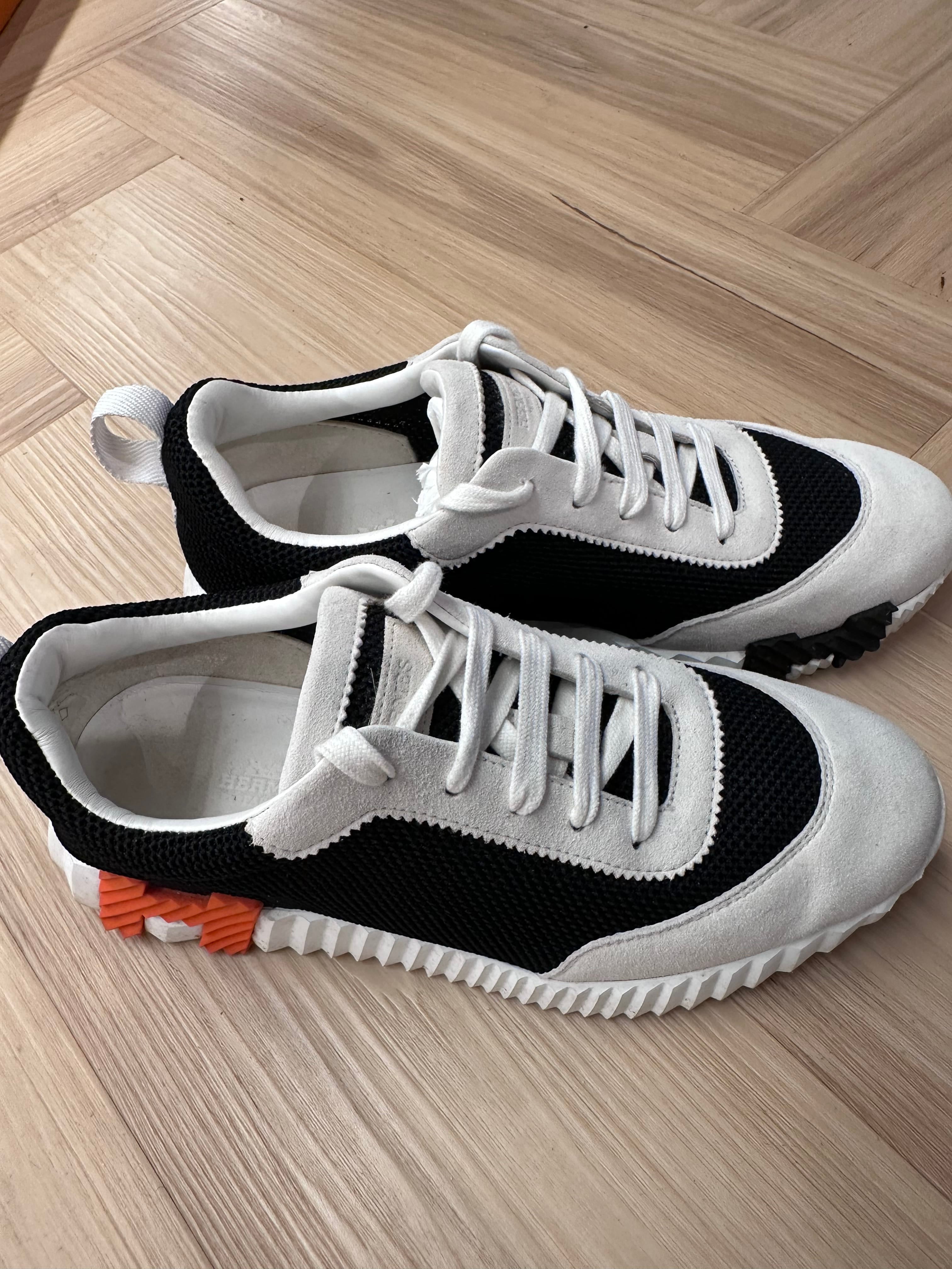 Hermes Hermes Black Bounce Sneakers - Size 38