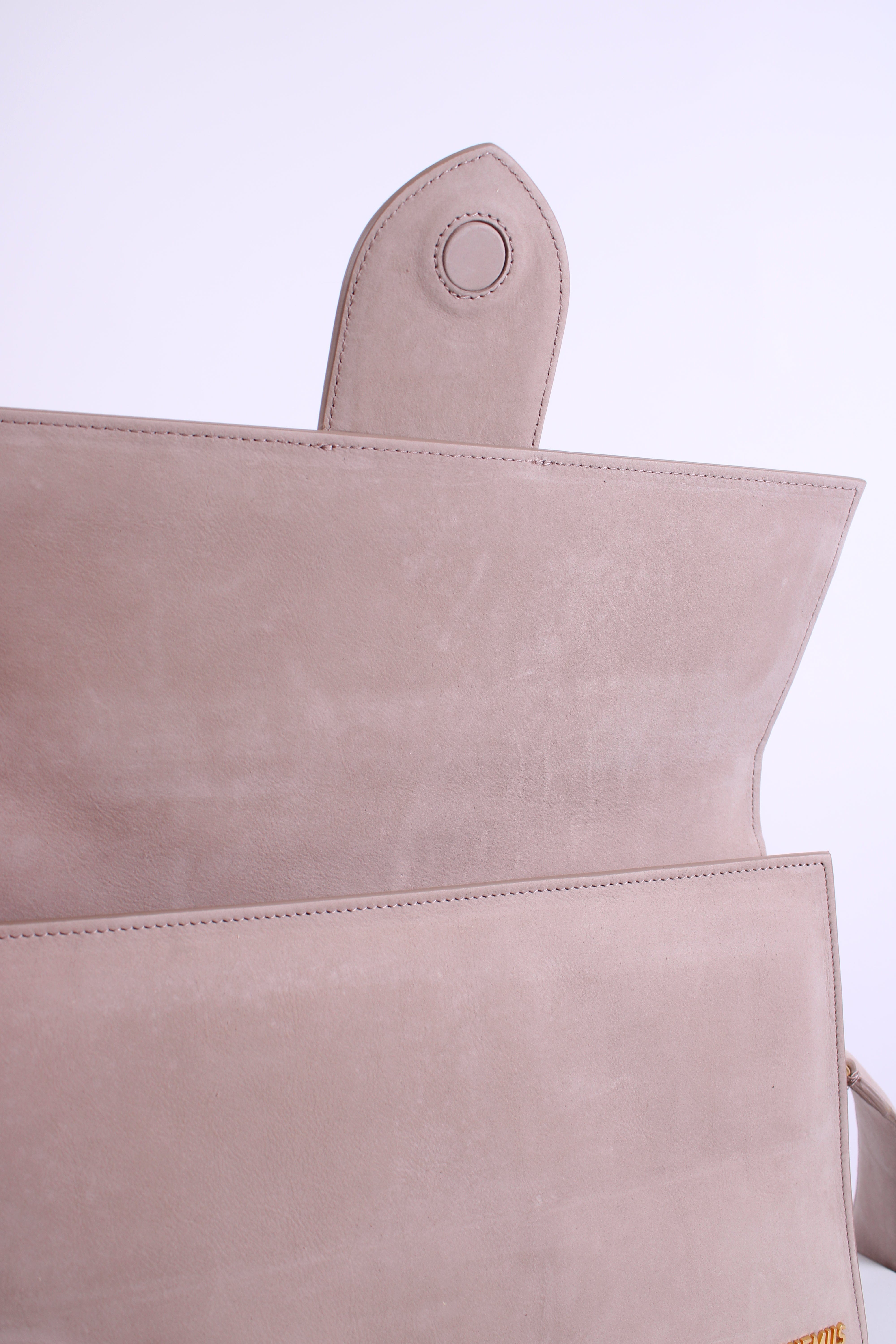 Jacquemus Jacquemus La Grande Bambino Suede Bag Beige