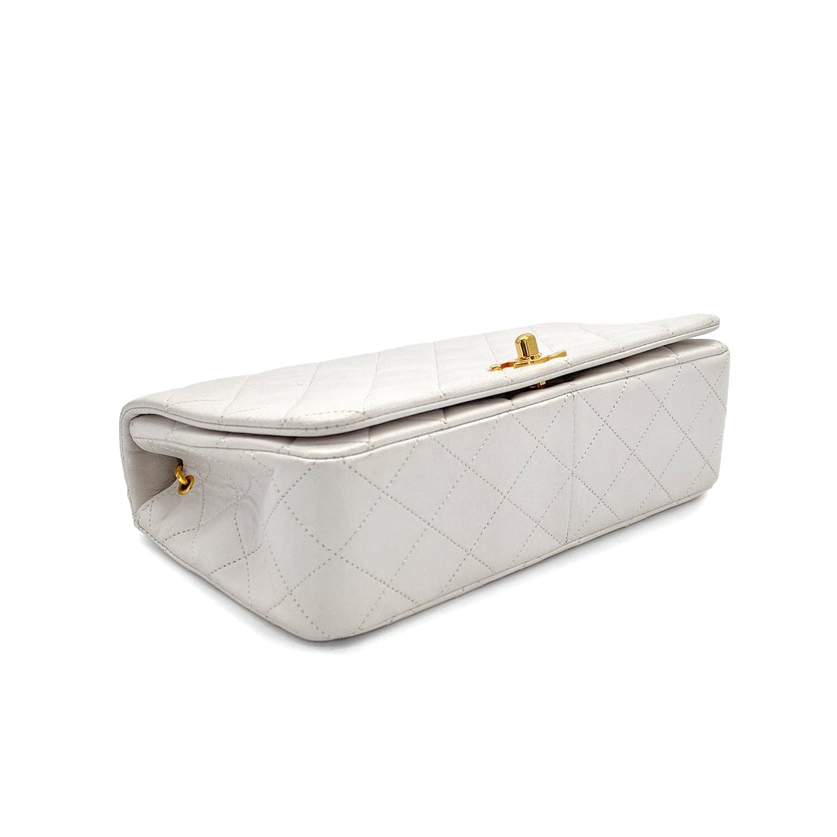 JAPAN VINTAGE CHANEL FULL FLAP CHAIN SHOULDER BAG WHITE LAMB SKIN GOLD HARDWARE 90311832