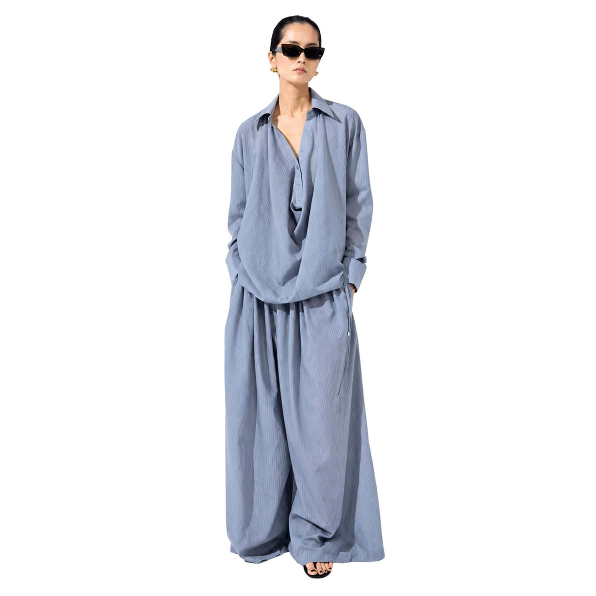 STRIPED TWO-PIECE FLOW SET تعيين (SHIRT & PANTS) “CHEONGGYECHEON”