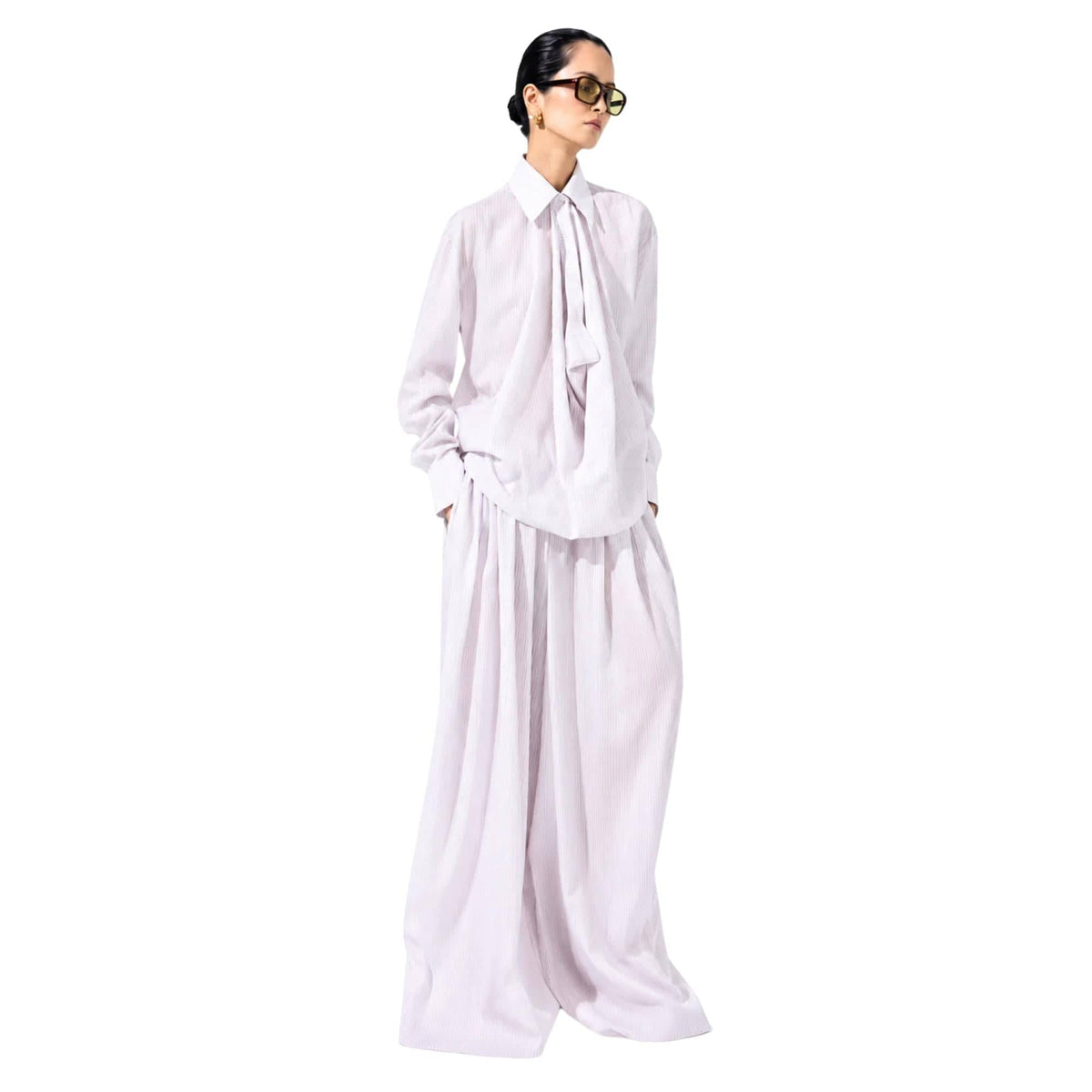 STRIPED TWO-PIECE FLOW SET تعيين (SHIRT & PANTS) “CHEONGGYECHEON”