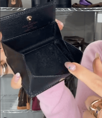 LOUIS VUITTON LOUIS VUITTON Epi Porte-Monnaie Boite Black B1212DPLMU