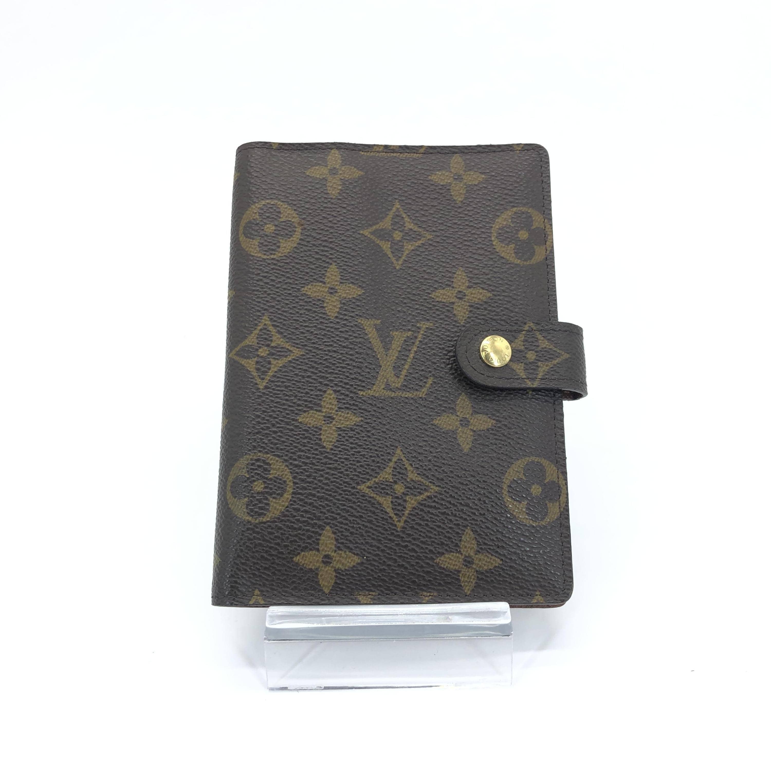 Louis Vuitton Louis Vuitton Monogram Canvas Agenda C337733