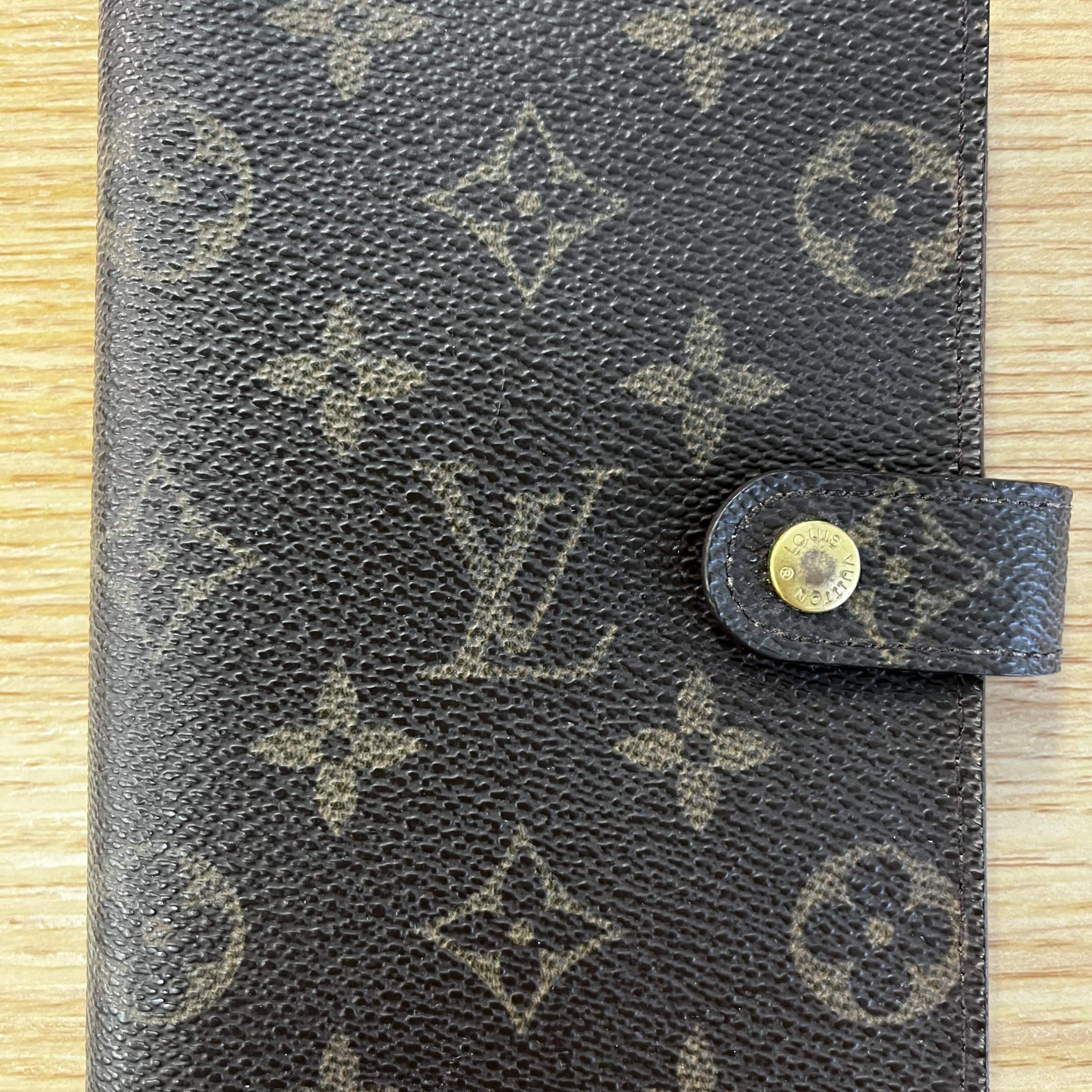 Louis Vuitton Louis Vuitton Monogram Canvas Agenda Cover C335947