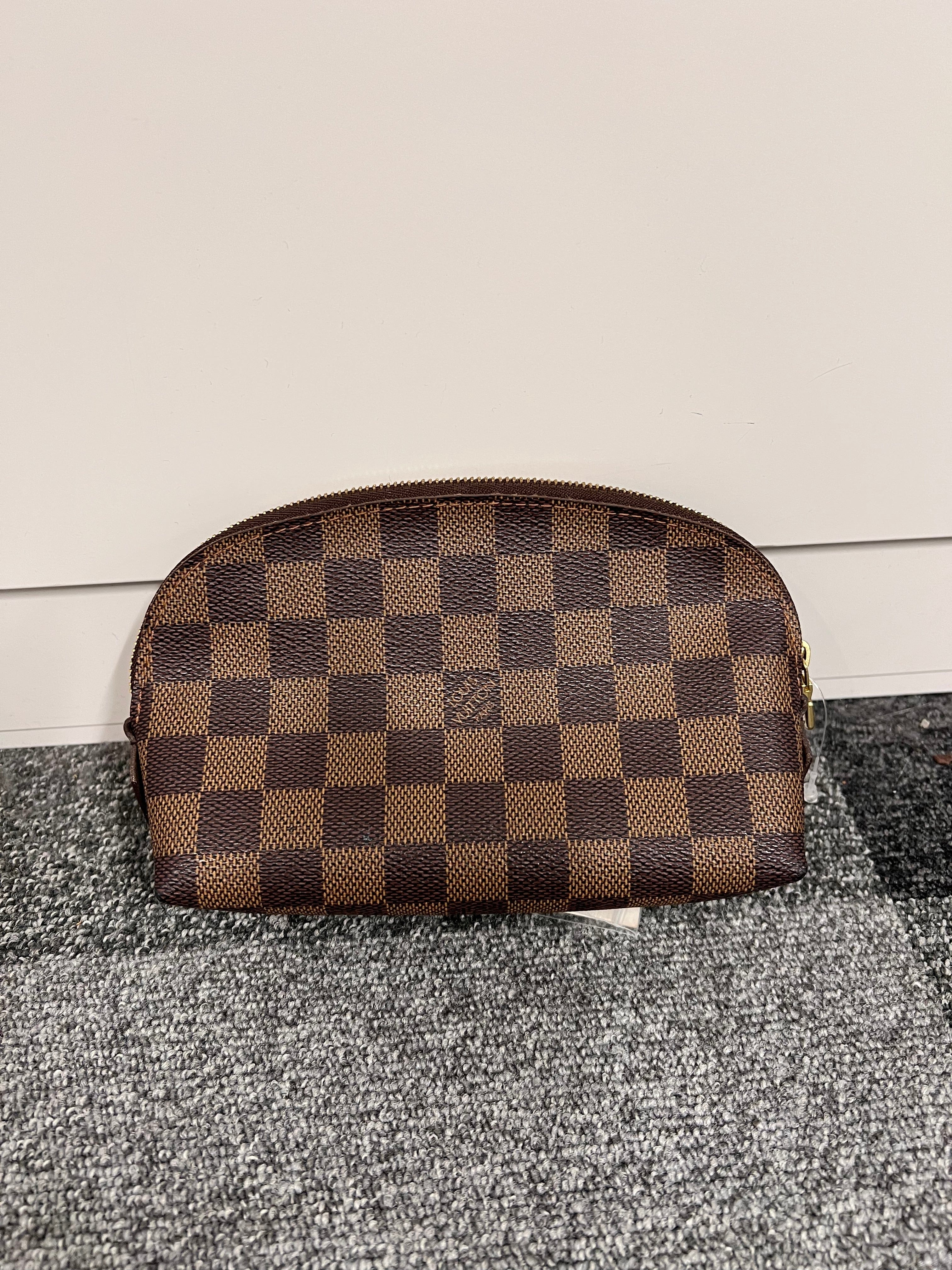 LOUIS VUITTON LOUIS VUITTON N47516 Damier Poche Cosmetic PM B0804XQQD6