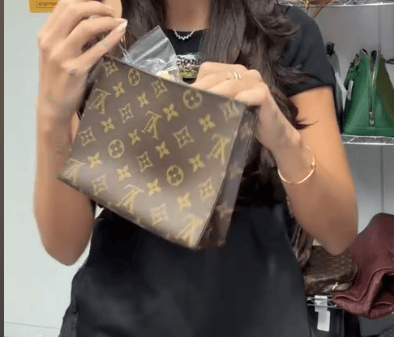 LOUIS VUITTON LOUIS VUITTON Pochette Toilette 19 M47544 B101129XY6