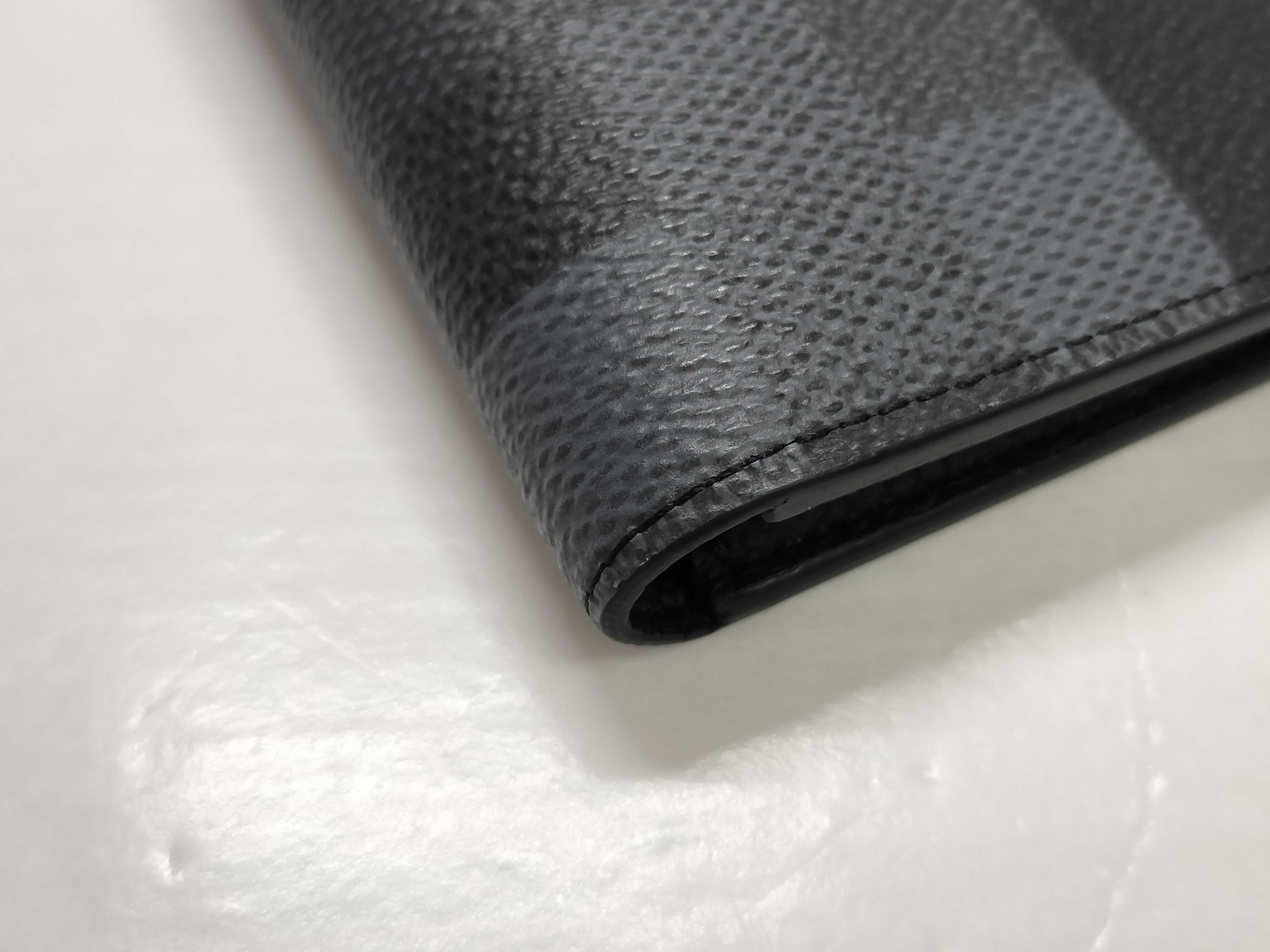 Louis Vuitton Louis Vuitton Slender Wallet