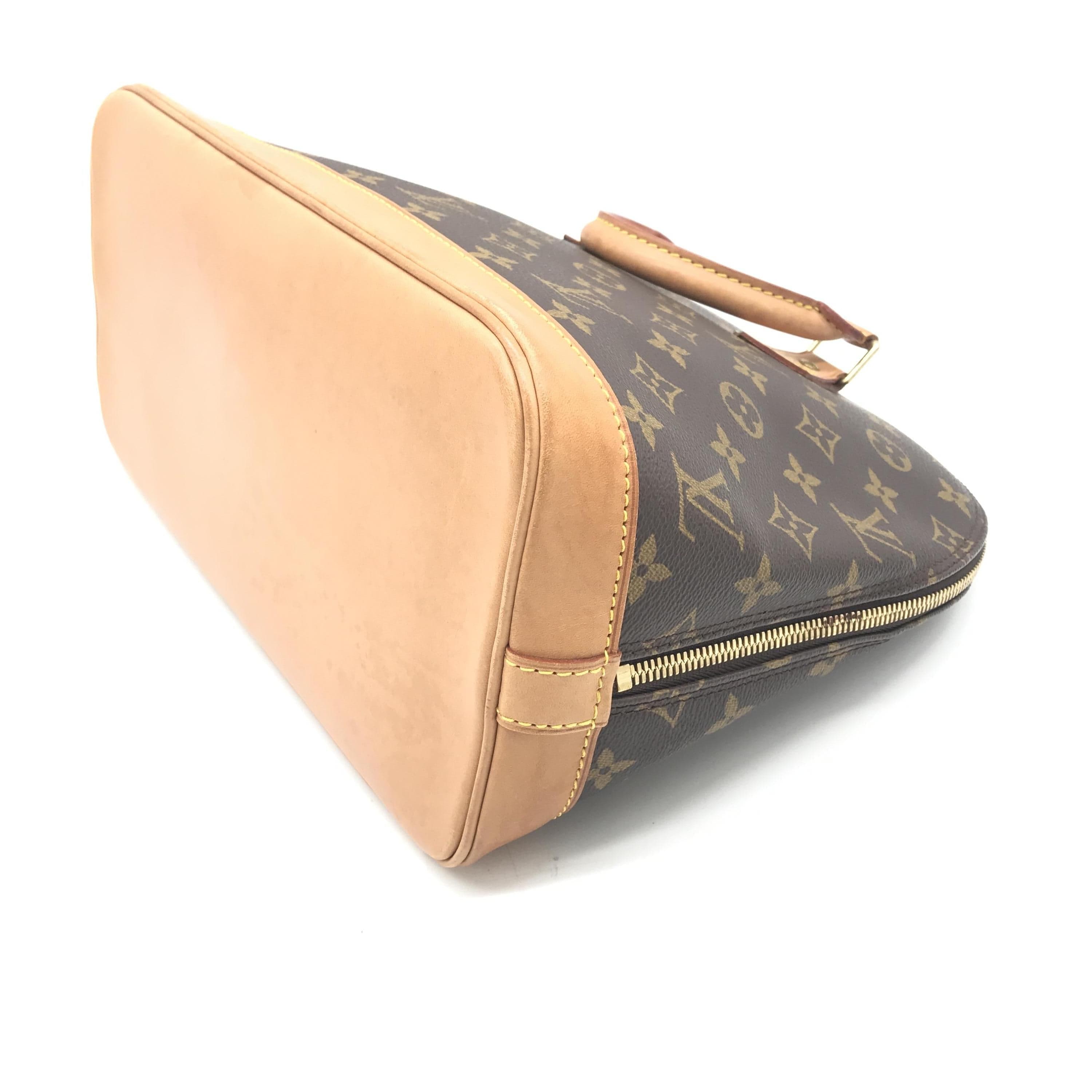 Louis Vuitton Louis Vuitton Monogram Alma PM Handbag ALC3195