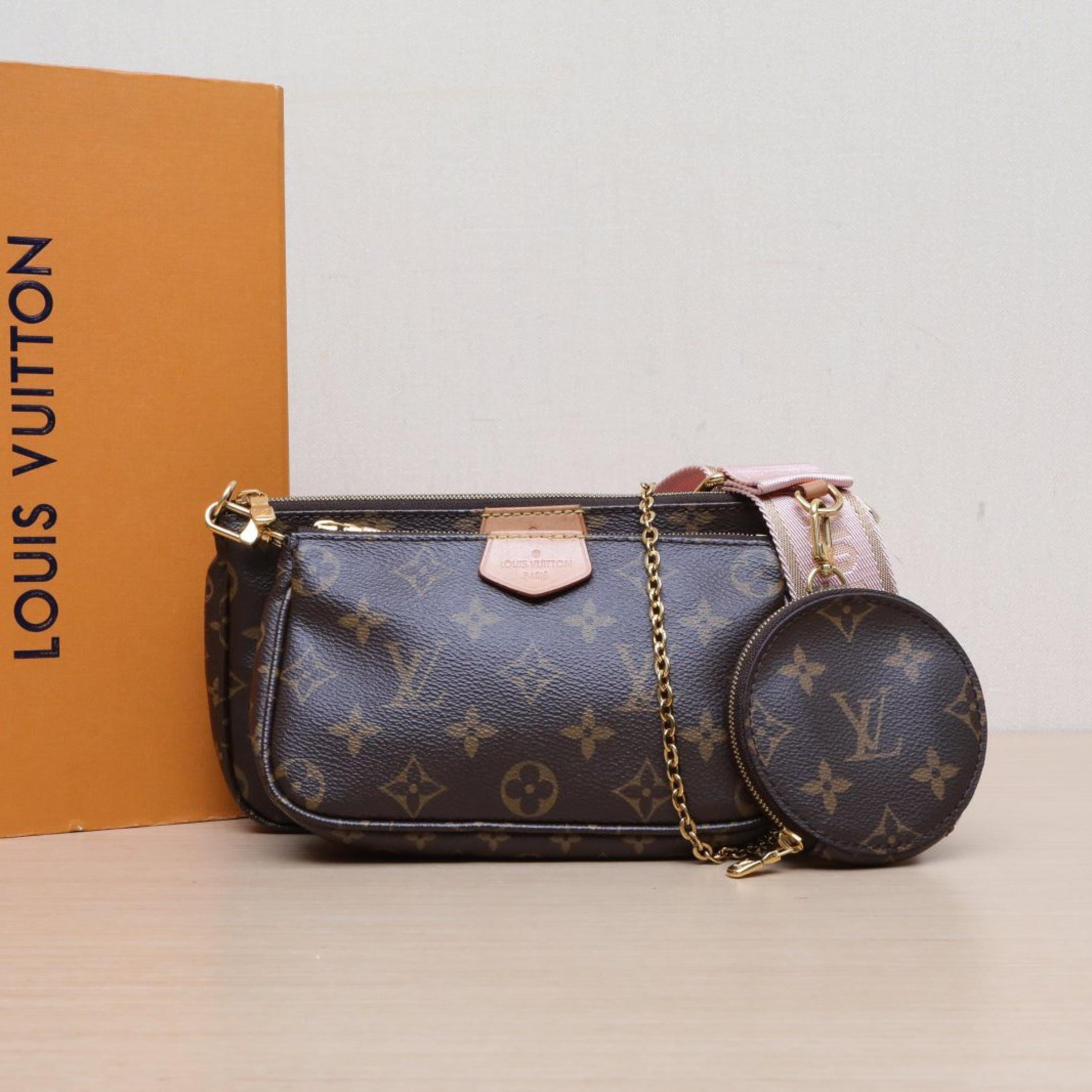 Louis Vuitton Louis Vuitton Multi Pochette Accessoires 5-in-1 Pink Shoulder Strap Monogram PVC 2020
Bag, shoulder straps ALC3159