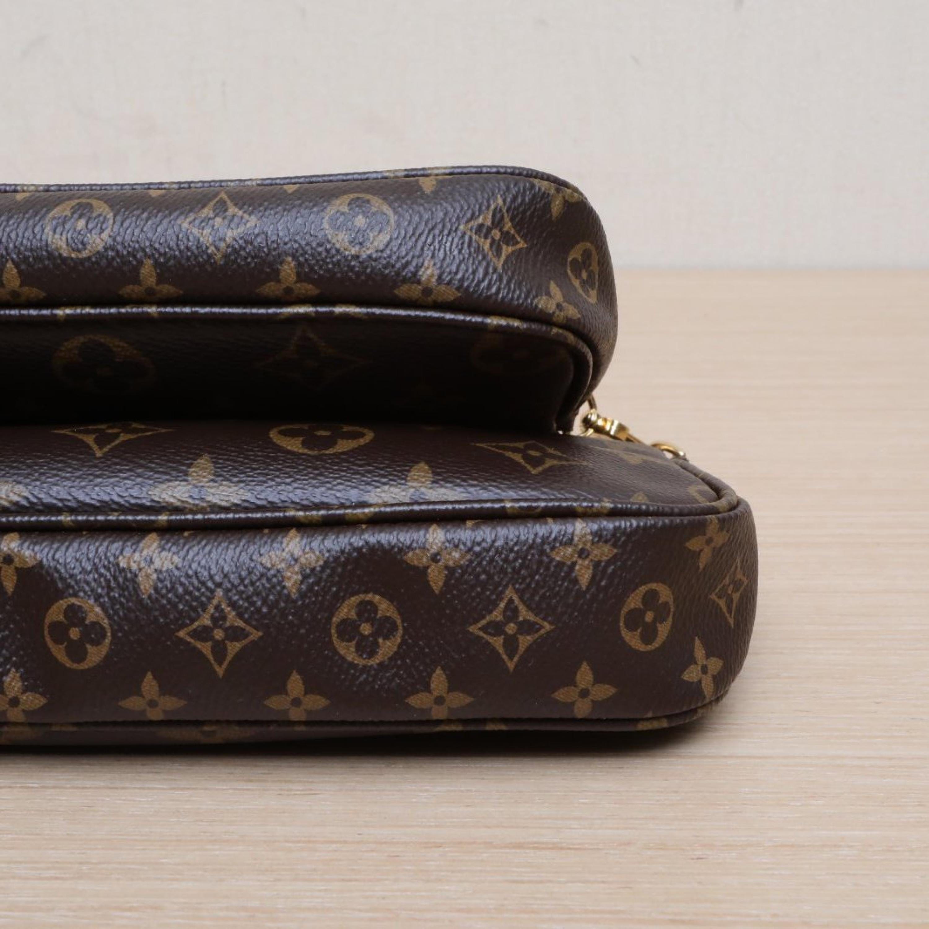 Louis Vuitton Louis Vuitton Multi Pochette Accessoires 5-in-1 Pink Shoulder Strap Monogram PVC 2020
Bag, shoulder straps ALC3159