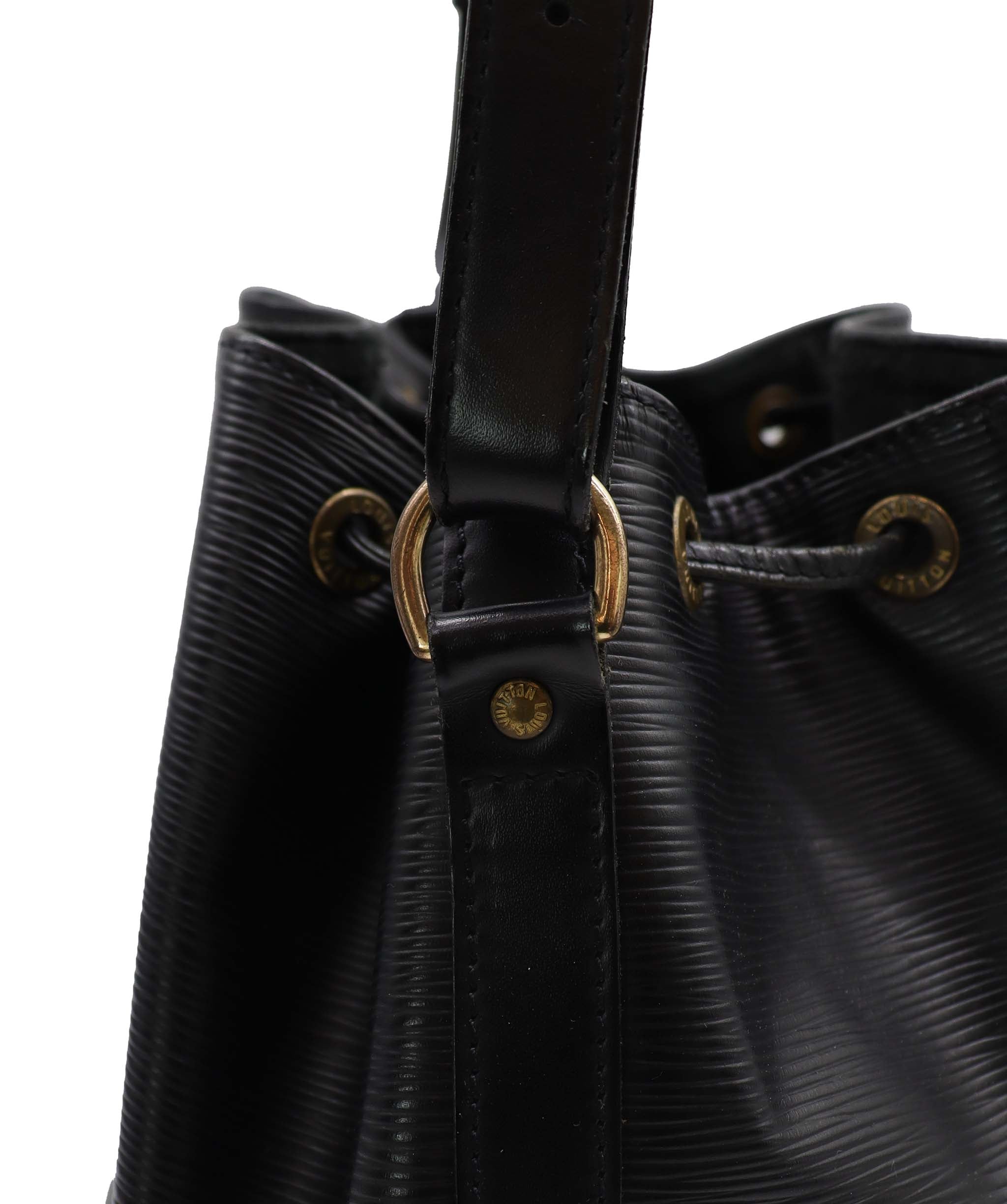 Louis Vuitton Louis Vuitton Vintage Petite Noe Black Epi GHW SKC1987