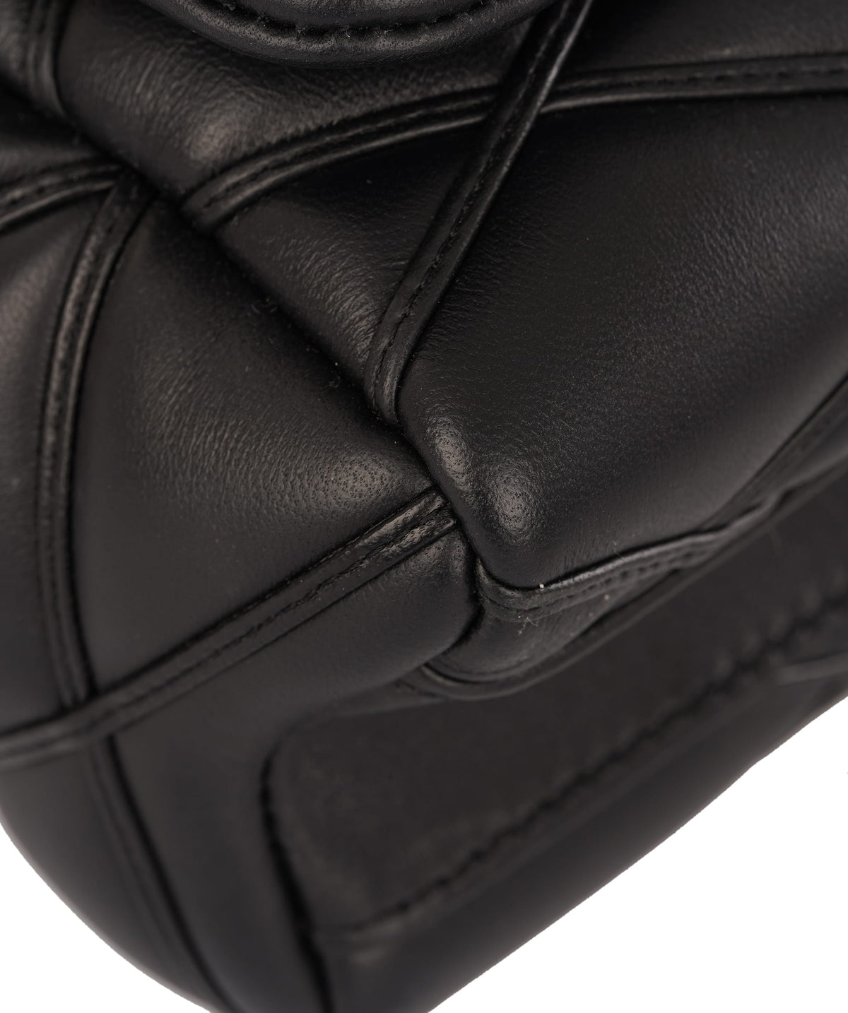 Louis Vuitton Louis Vuttion Black Paddded Lambskin Leather GO-14 MM Bag ALTC1189