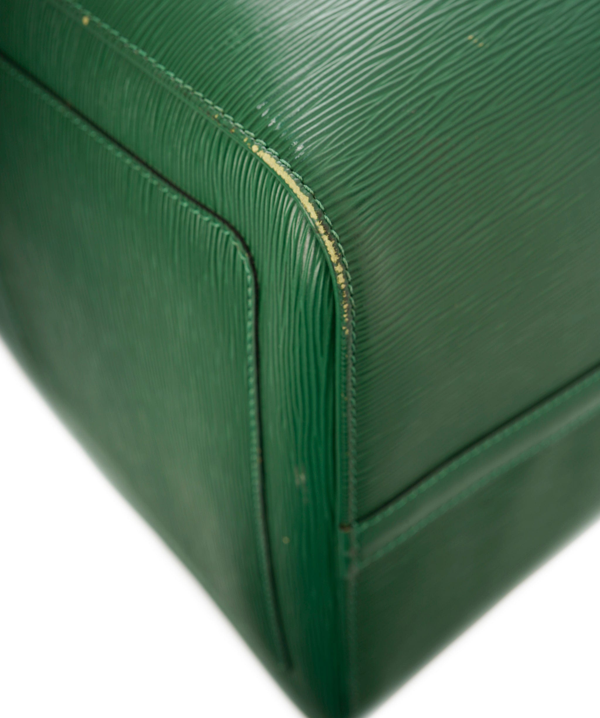 Louis Vuitton LV Green Epi Leather Keepal 55cm - APC0001