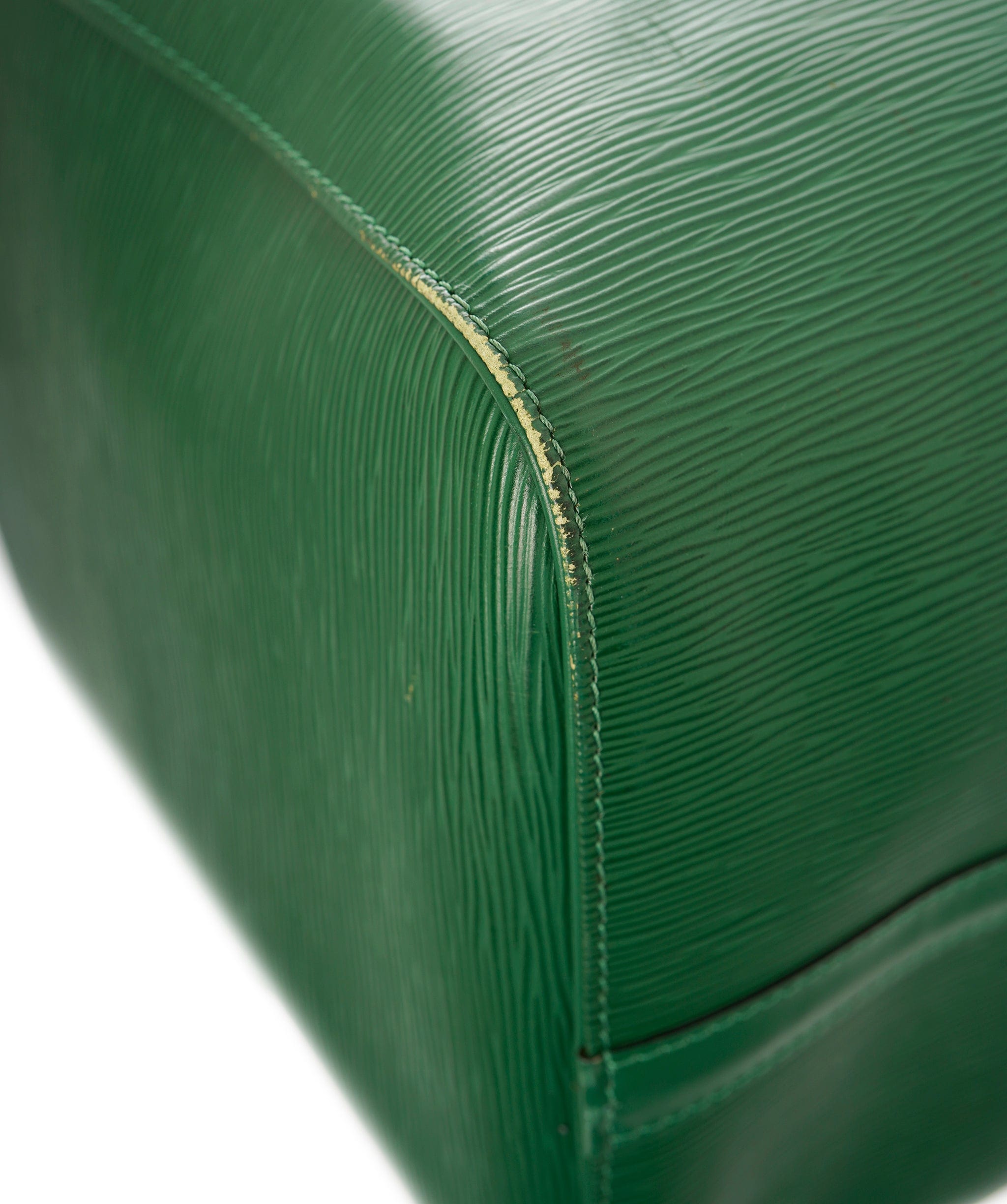 Louis Vuitton LV Green Epi Leather Keepal 55cm - APC0001