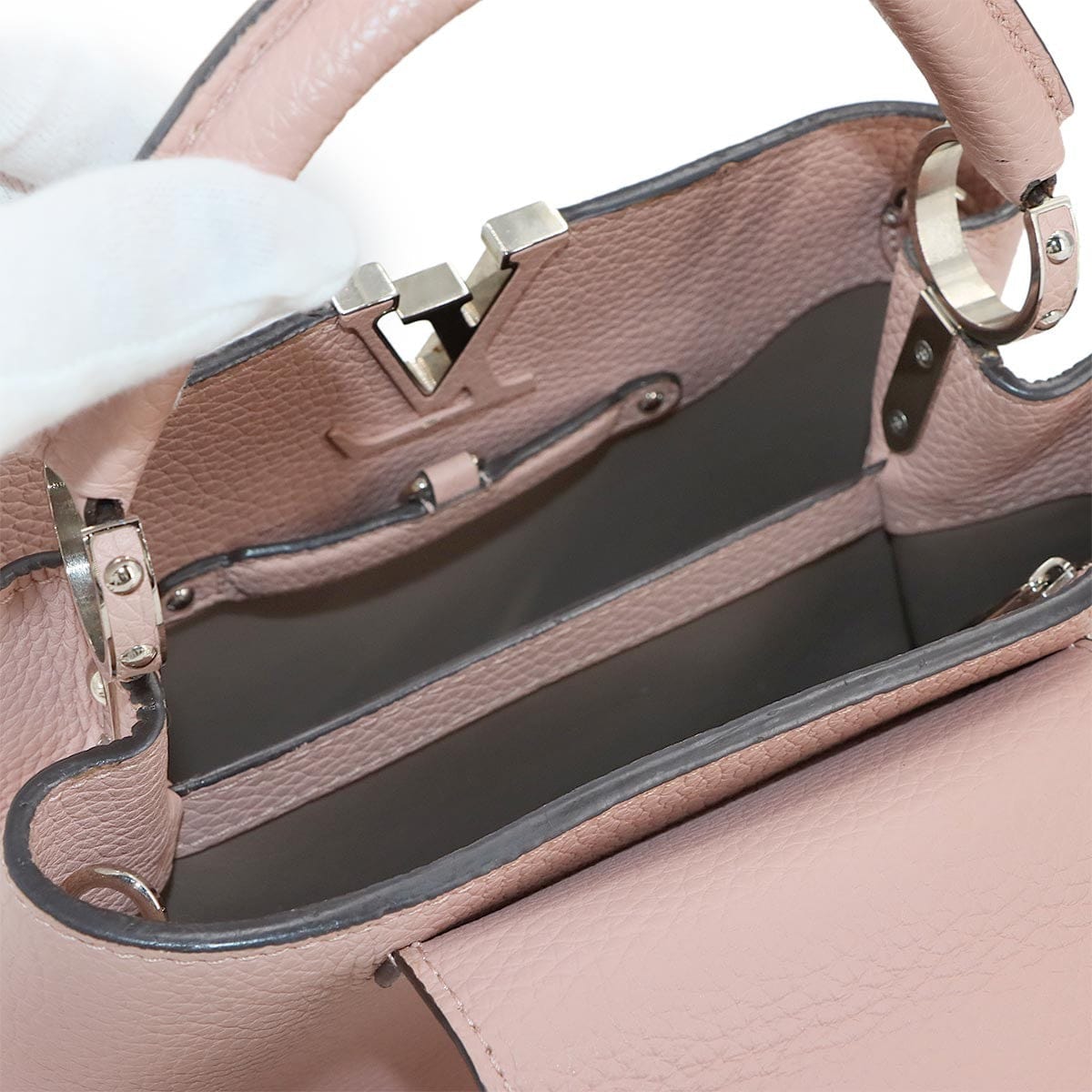 LOUIS VUITTON LOUIS VUITTON Capucines BB 2way Hand Shoulder Bag Taurillon M94635 90299381