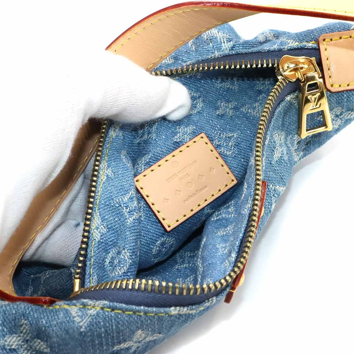LOUIS VUITTON LOUIS VUITTON Monogram Denim Hills Pochette Hand Bag Blue M82949 90298817