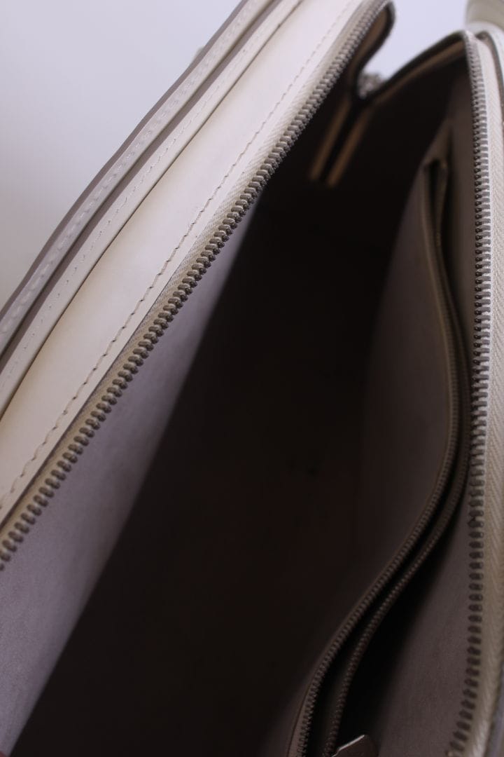 Louis Vuitton Louis Vuitton Pont Neuf Handbag White