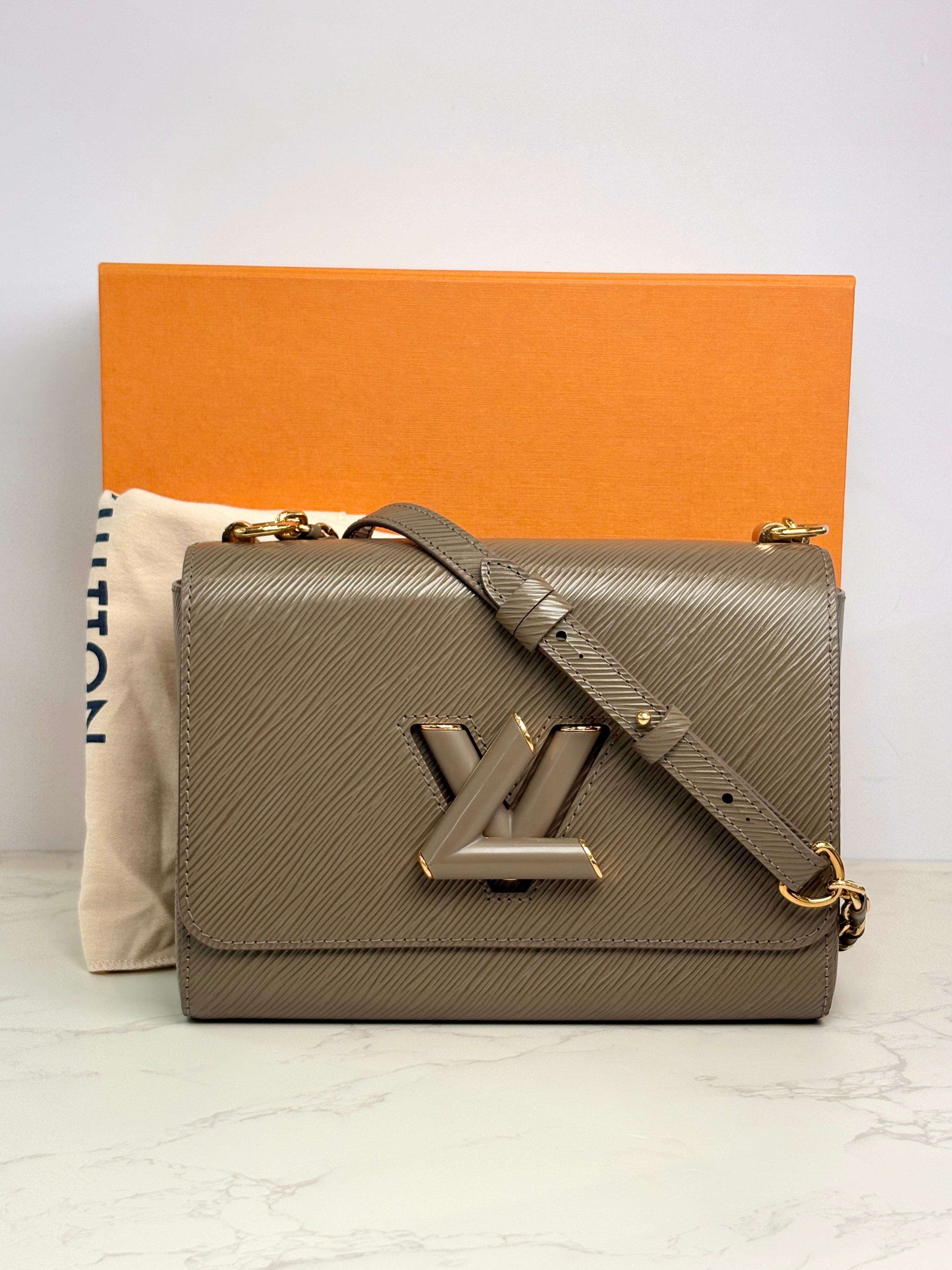 Louis Vuitton Louis Vuitton Twist Epi MM 23cm