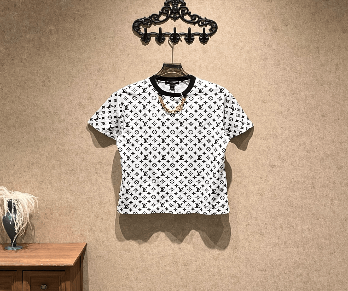 Louis Vuitton Louis Vuitton 23fw new black and white monogram all-over chain print short-sleeved t-shirt/golden size M/brand new with tags/41014 SGC41014
