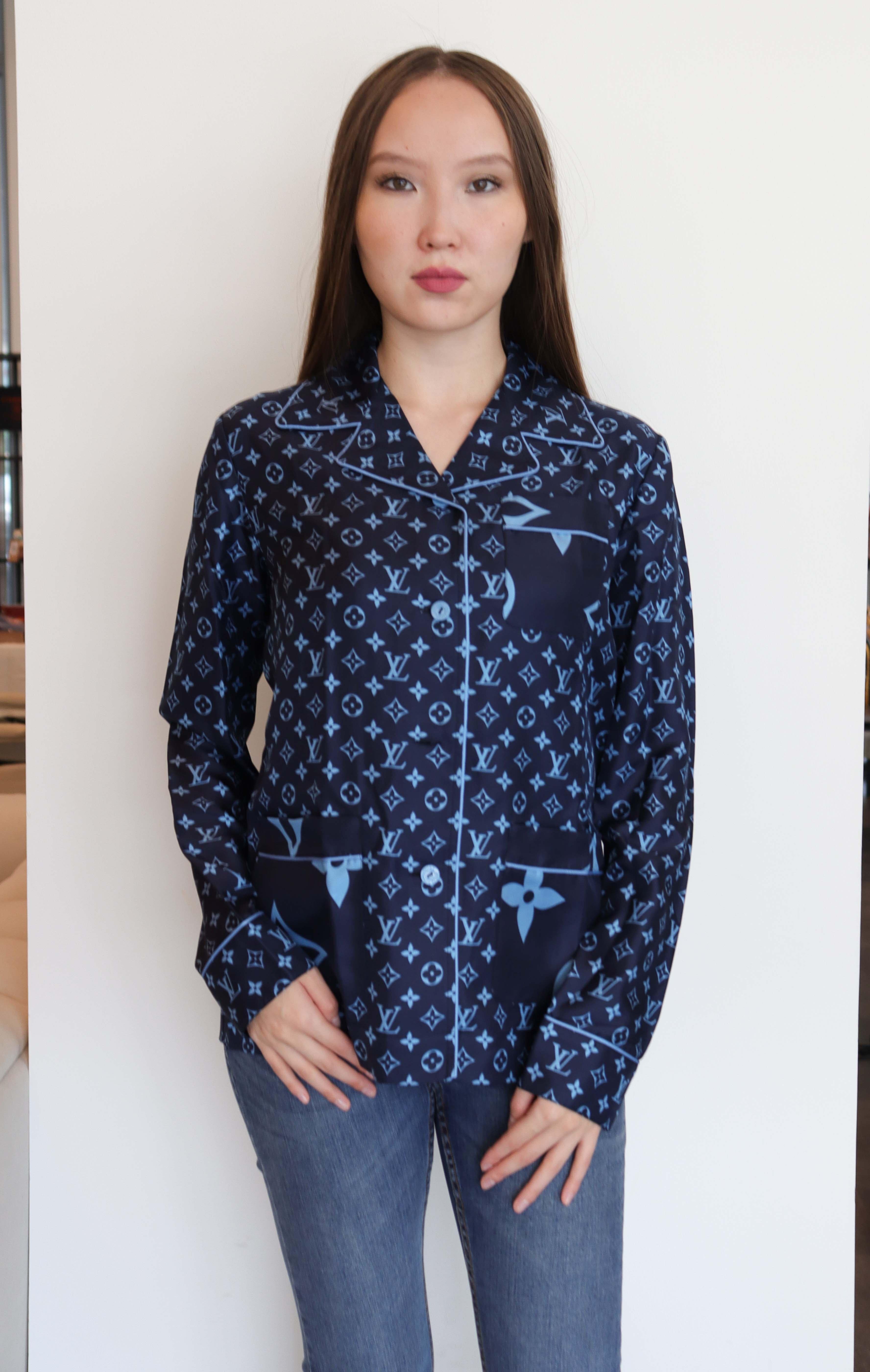 Louis Vuitton Louis Vuitton Silk Top 3-Pockets Blue Monogram Size 34 SKC1897